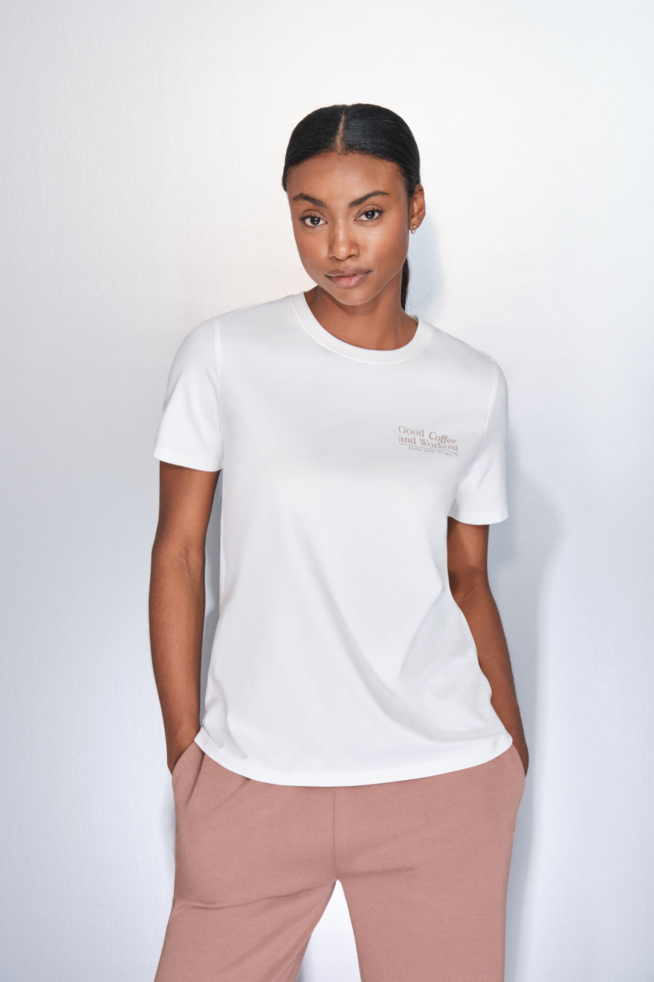 Dash and Stars T-shirt manga de algod&atilde;o manga curta beige