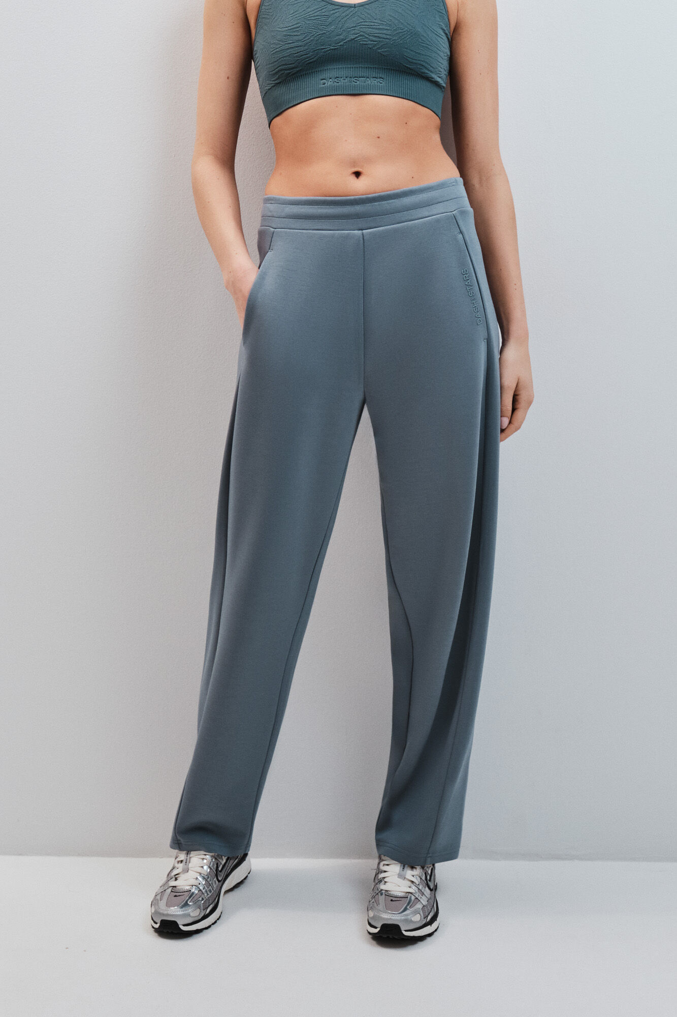 Dash and Stars Cal&ccedil;a comprida barrel soft touch verde