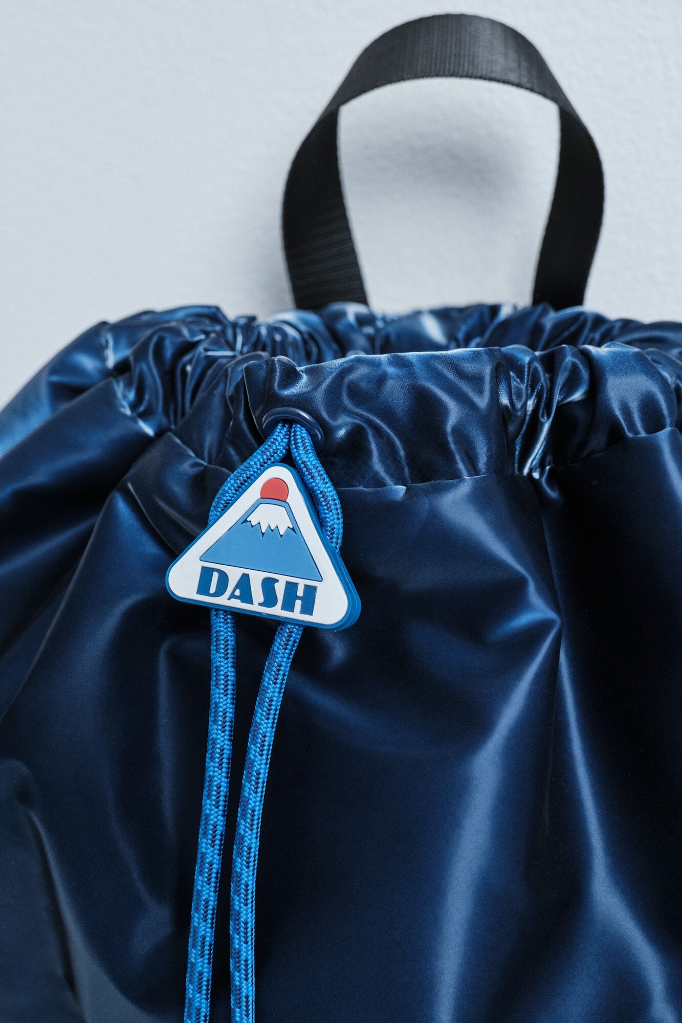 0 Mochila desportiva azul metalizado