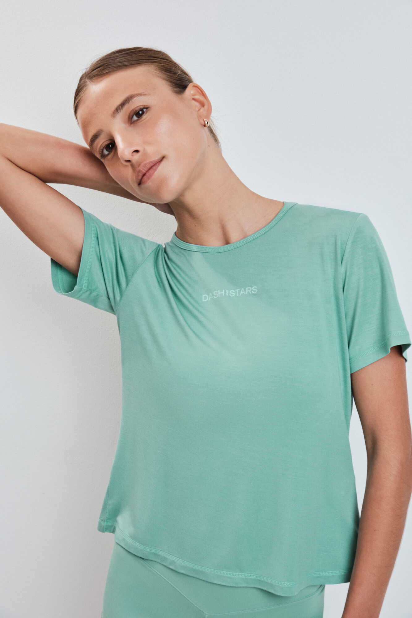 Dash and Stars Camiseta apertura espalda verde
