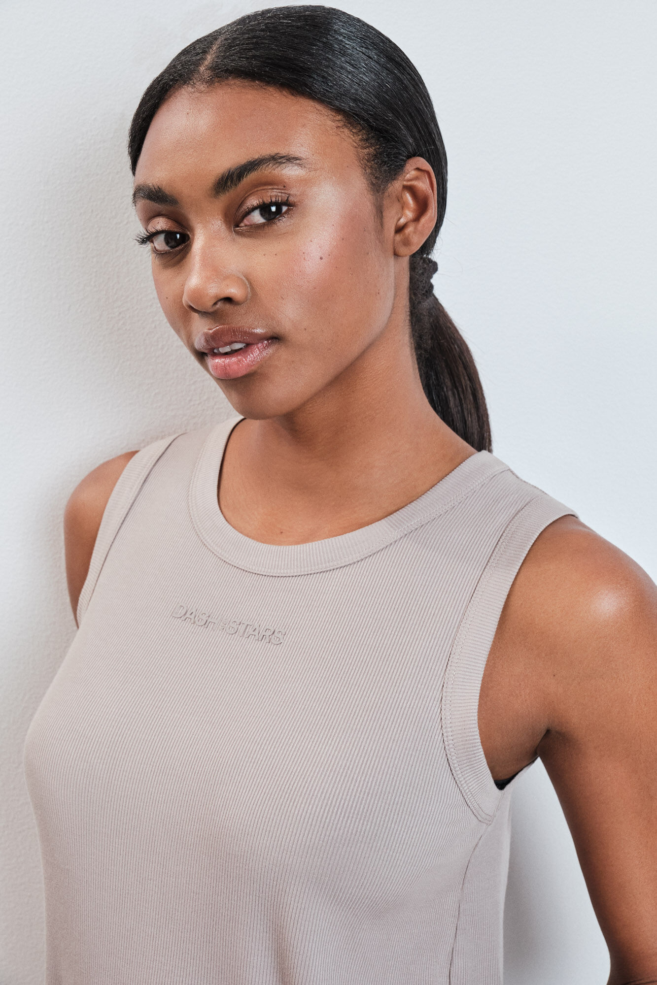 Dash and Stars T-shirt de al&ccedil;as canelada bege