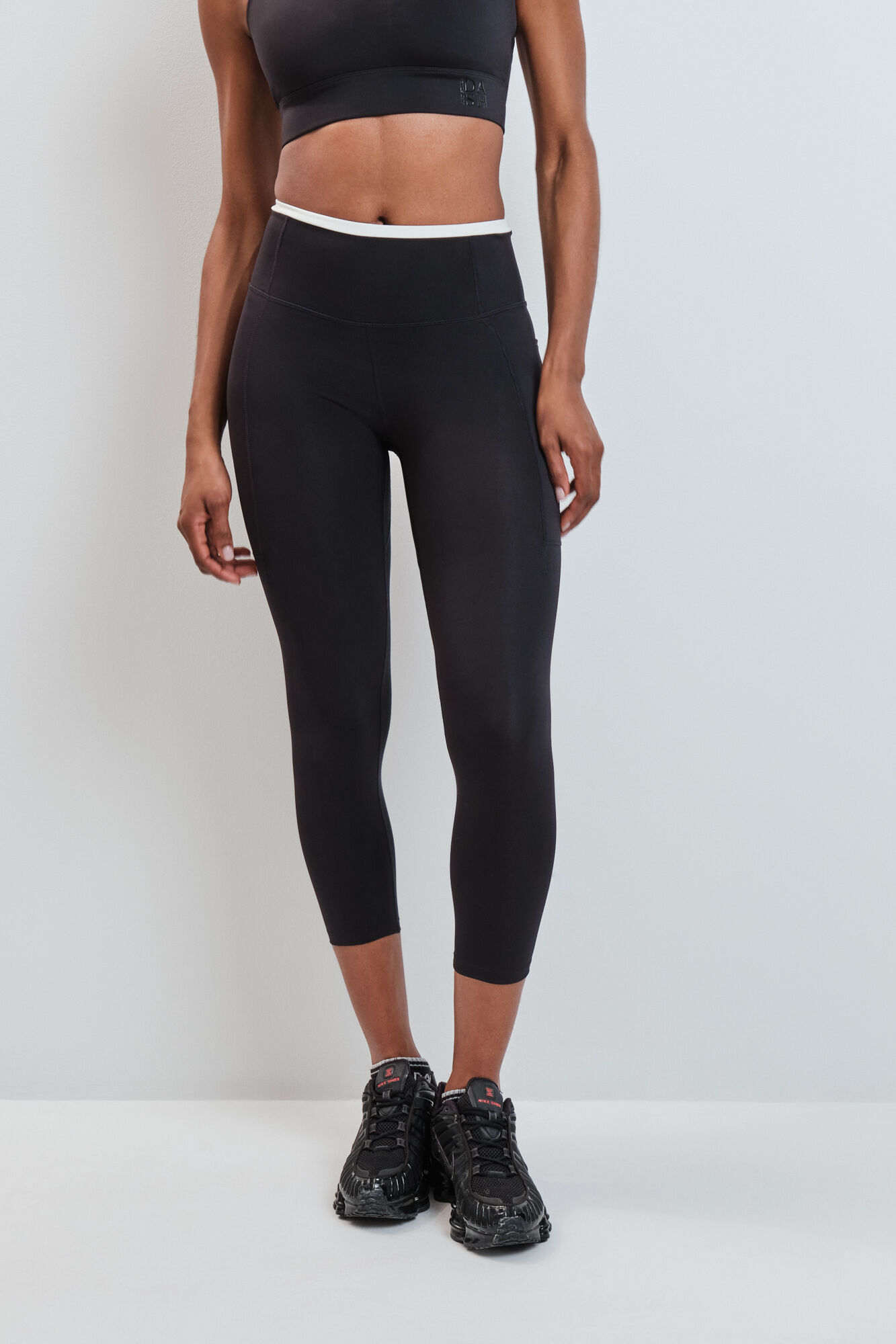 Dash and Stars Legging curto 4D STRETCH preto preto