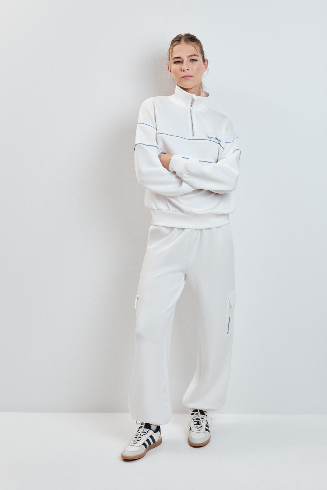 Dash and Stars Casaco gola alta com fecho-&eacute;clair branco beige