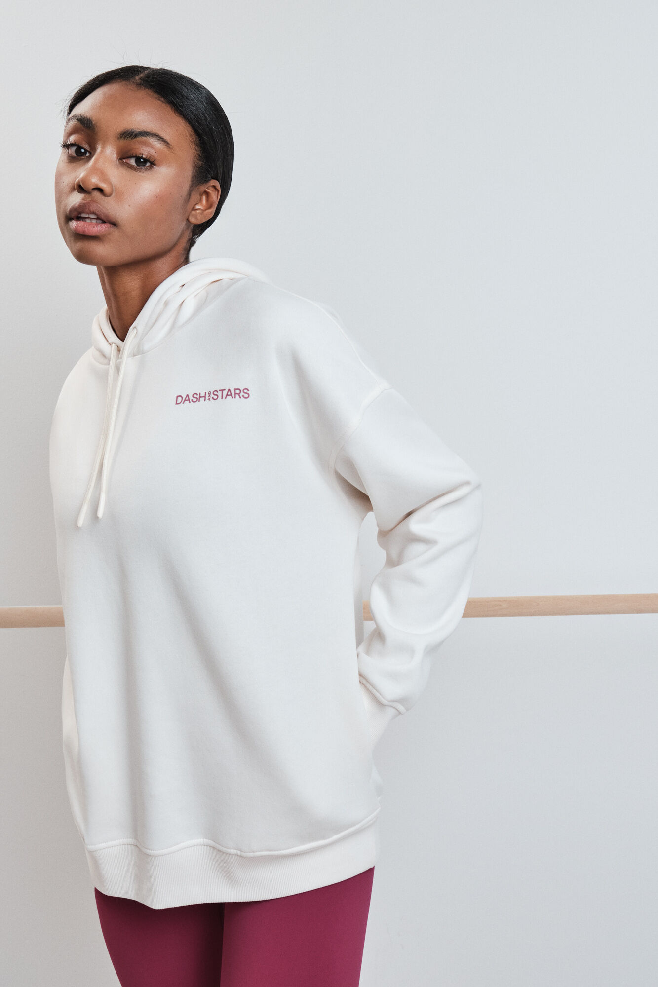 Dash and Stars Sweatshirt de felpa de algod&atilde;o branca beige