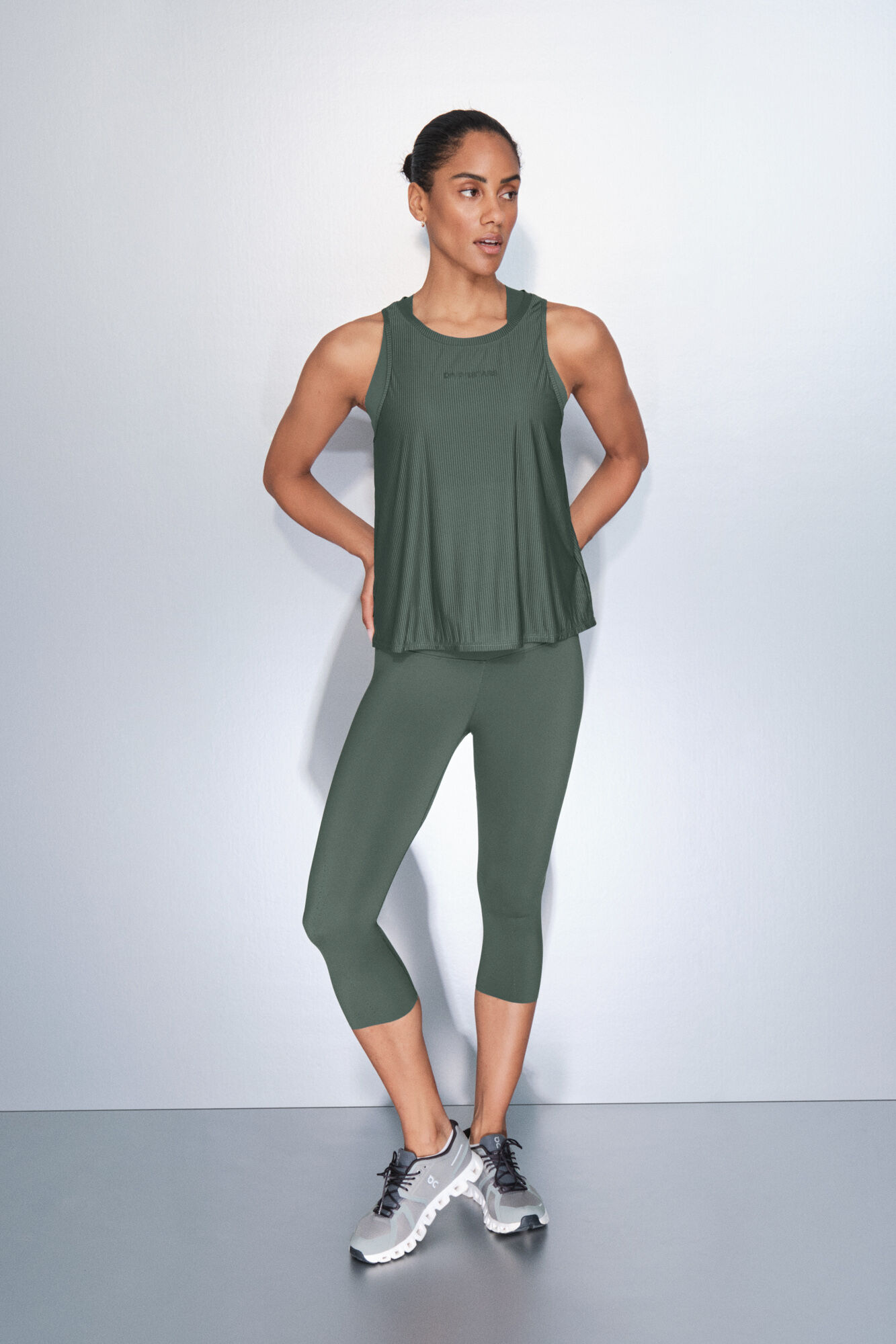 Dash and Stars Leggings compressivo capri verde verde