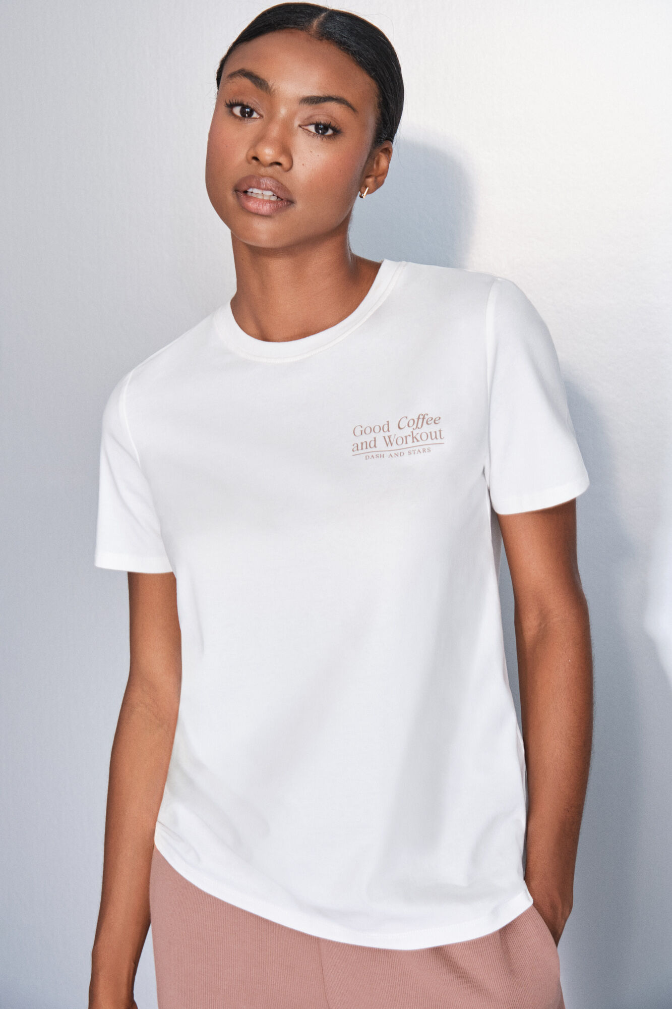 Dash and Stars T-shirt manga de algod&atilde;o manga curta beige