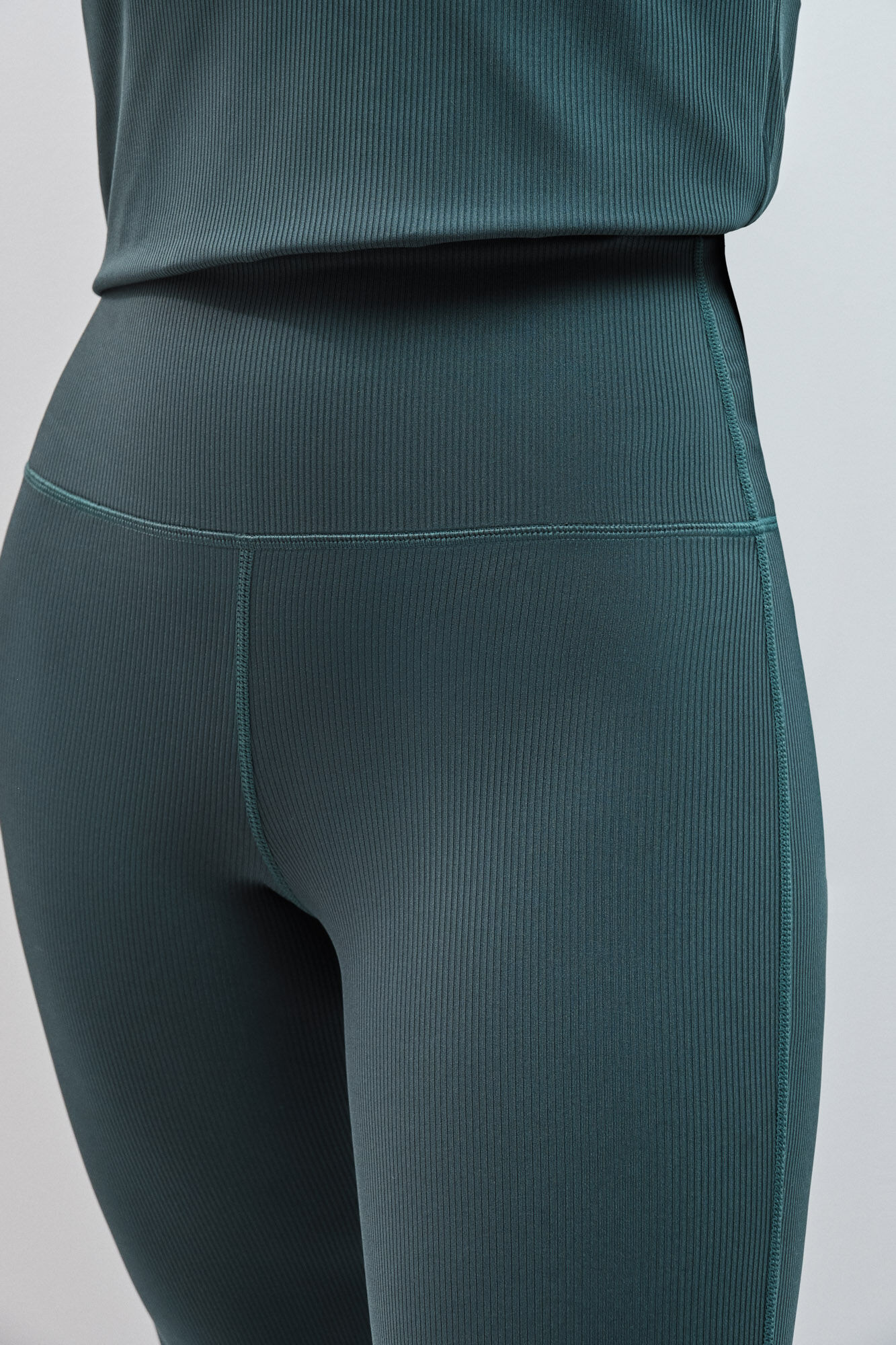 Dash and Stars Leggings flare canal&eacute; t&eacute;cnico verde azul