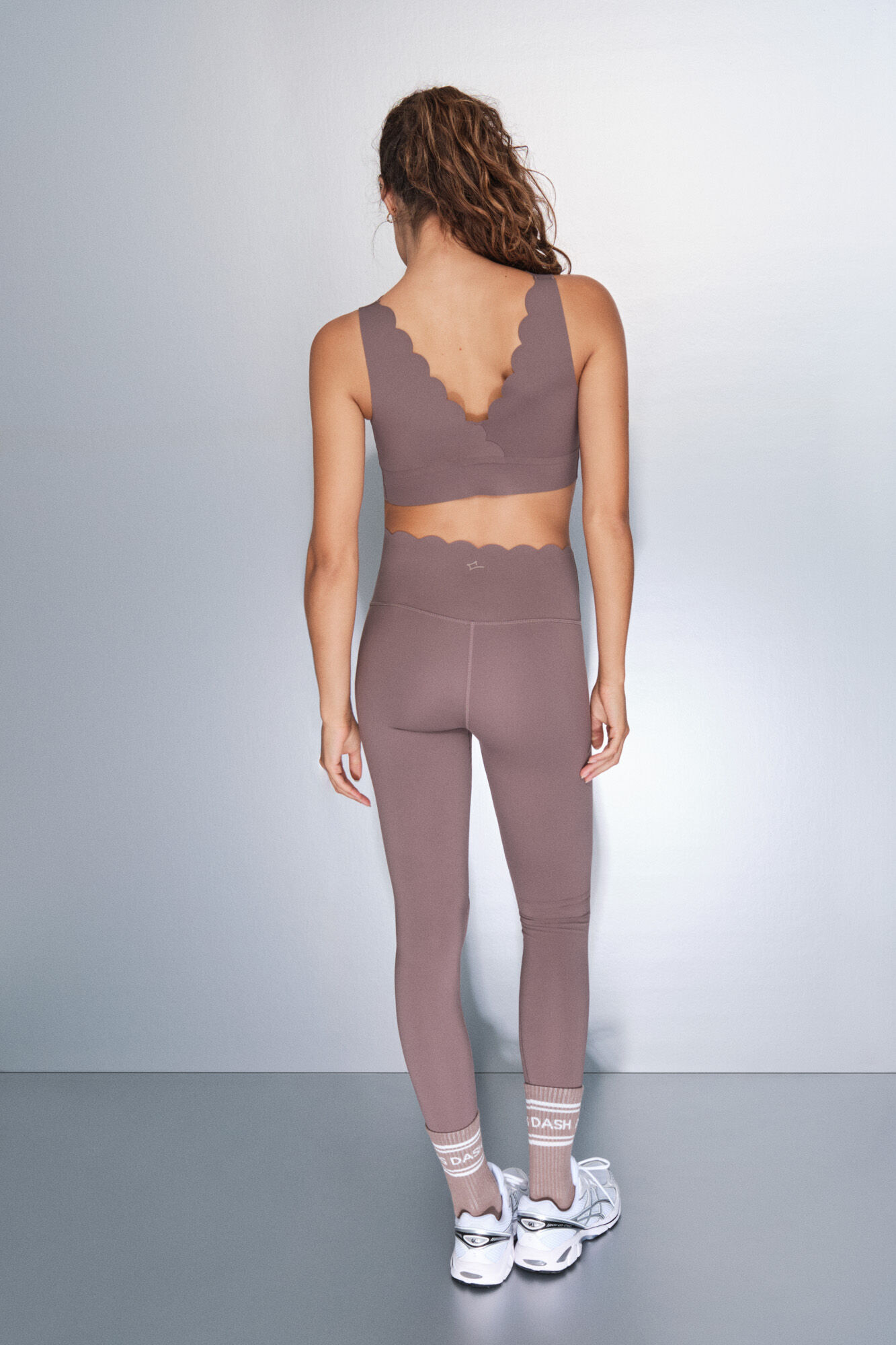 Dash and Stars Leggings COMPRESSIVE largo marr&oacute;n nude