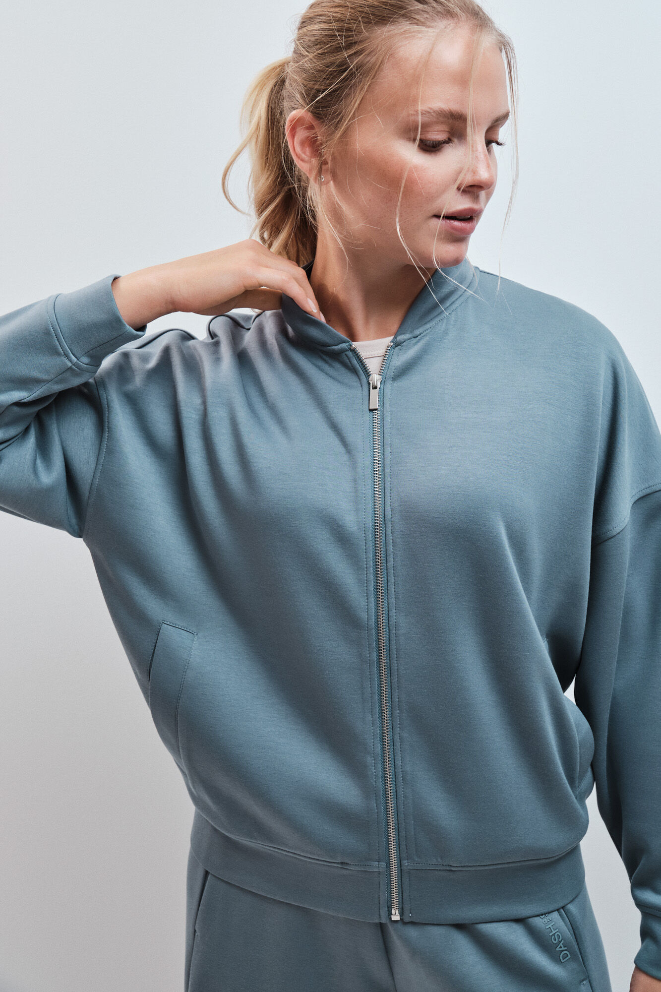 Dash and Stars Chaqueta bomber tacto suave verde