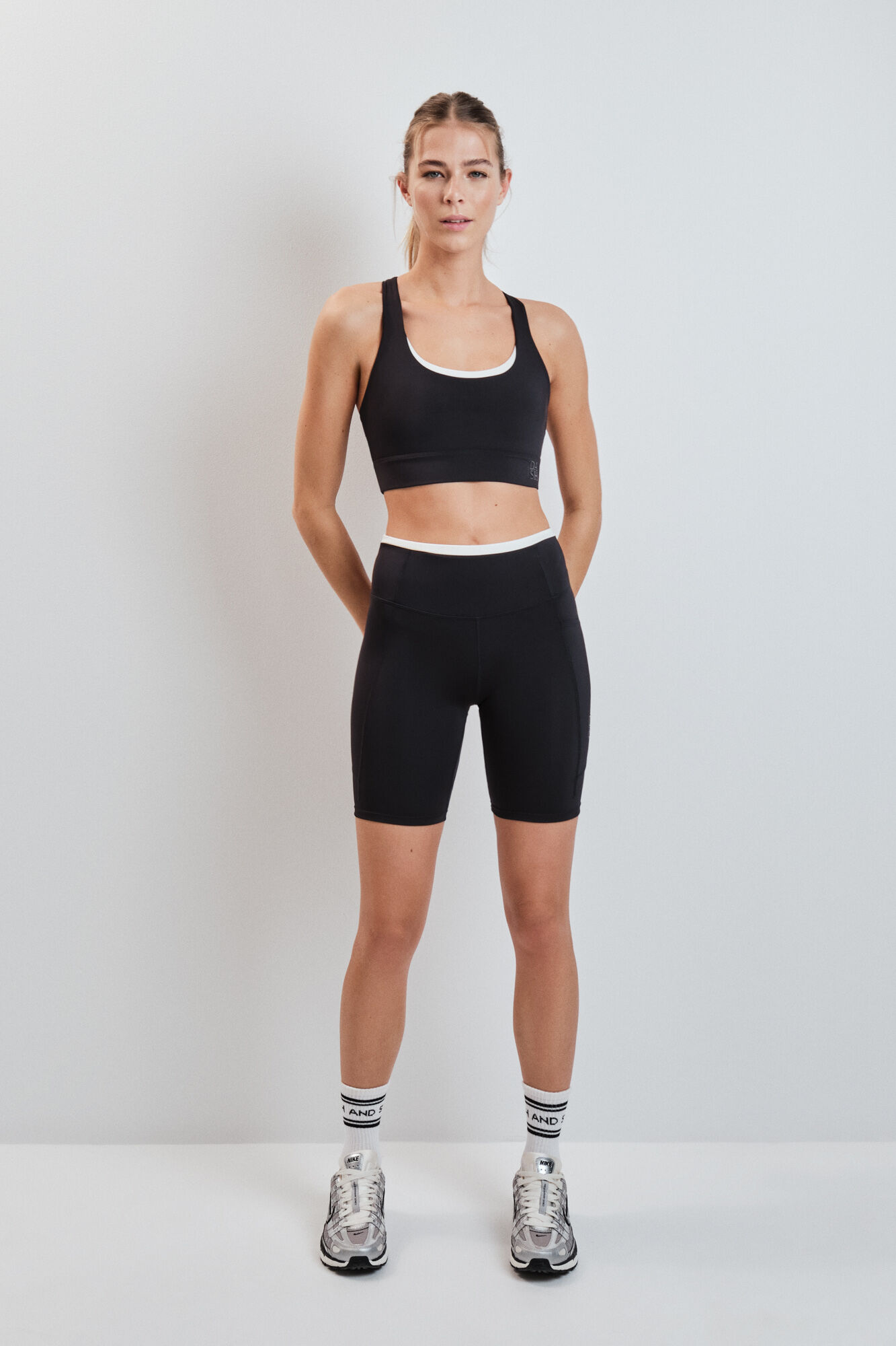 Dash and Stars Soutien desportivo 4D STRETCH preto preto