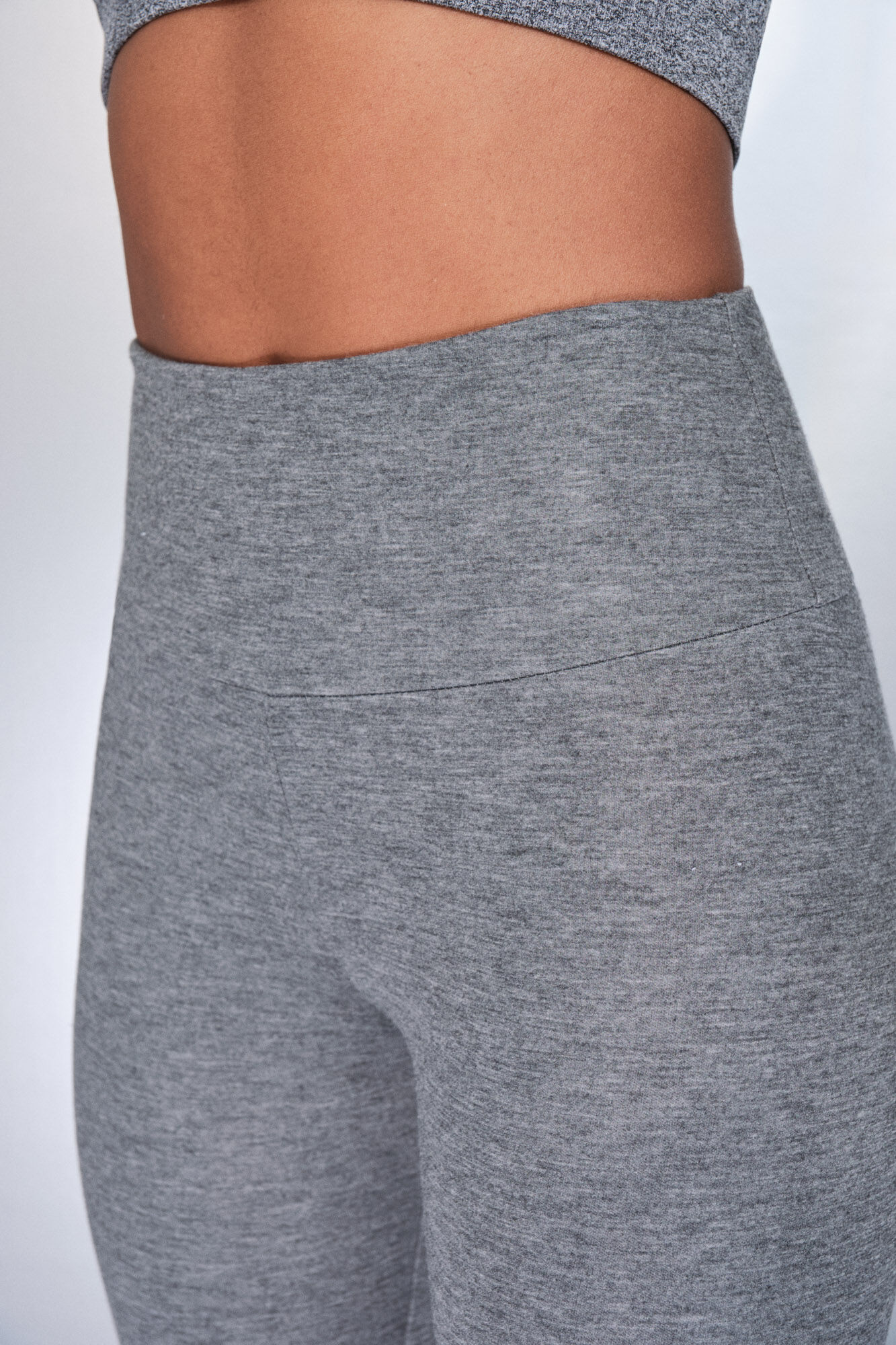 Dash and Stars Leggings largos gris gris