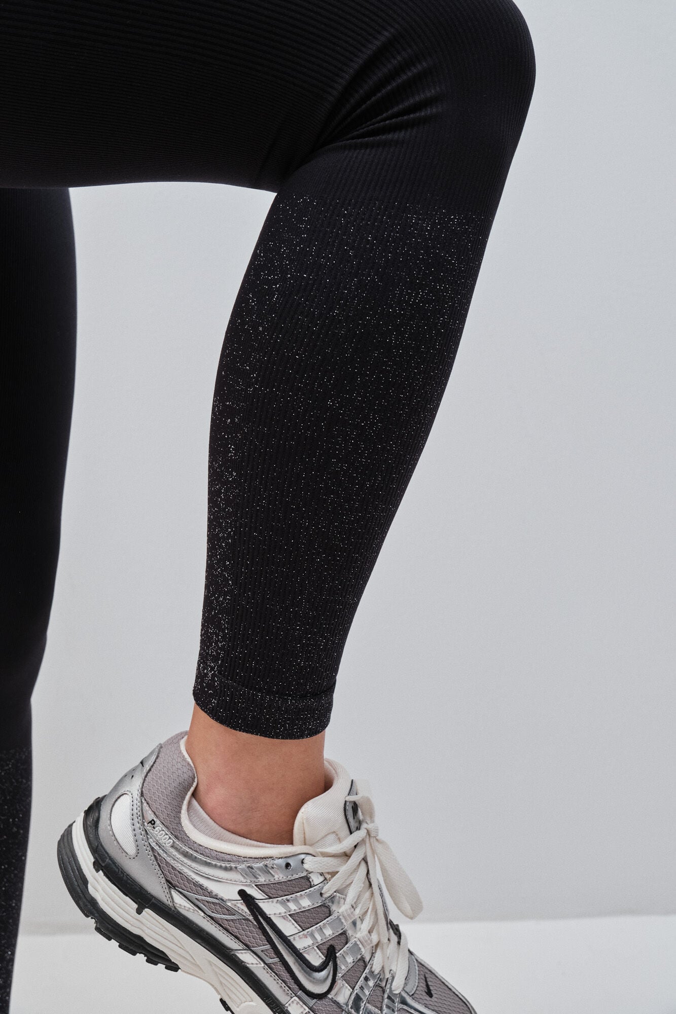 Dash and Stars Leggings SEAMLESS COMFORT em lurex preto