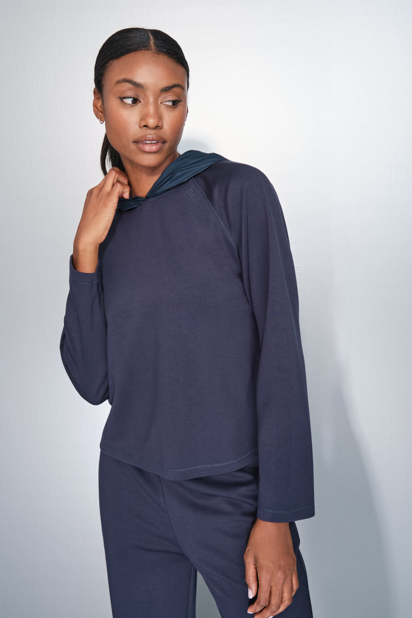 Dash and Stars Sudadera tacto suave azul oscuro azul