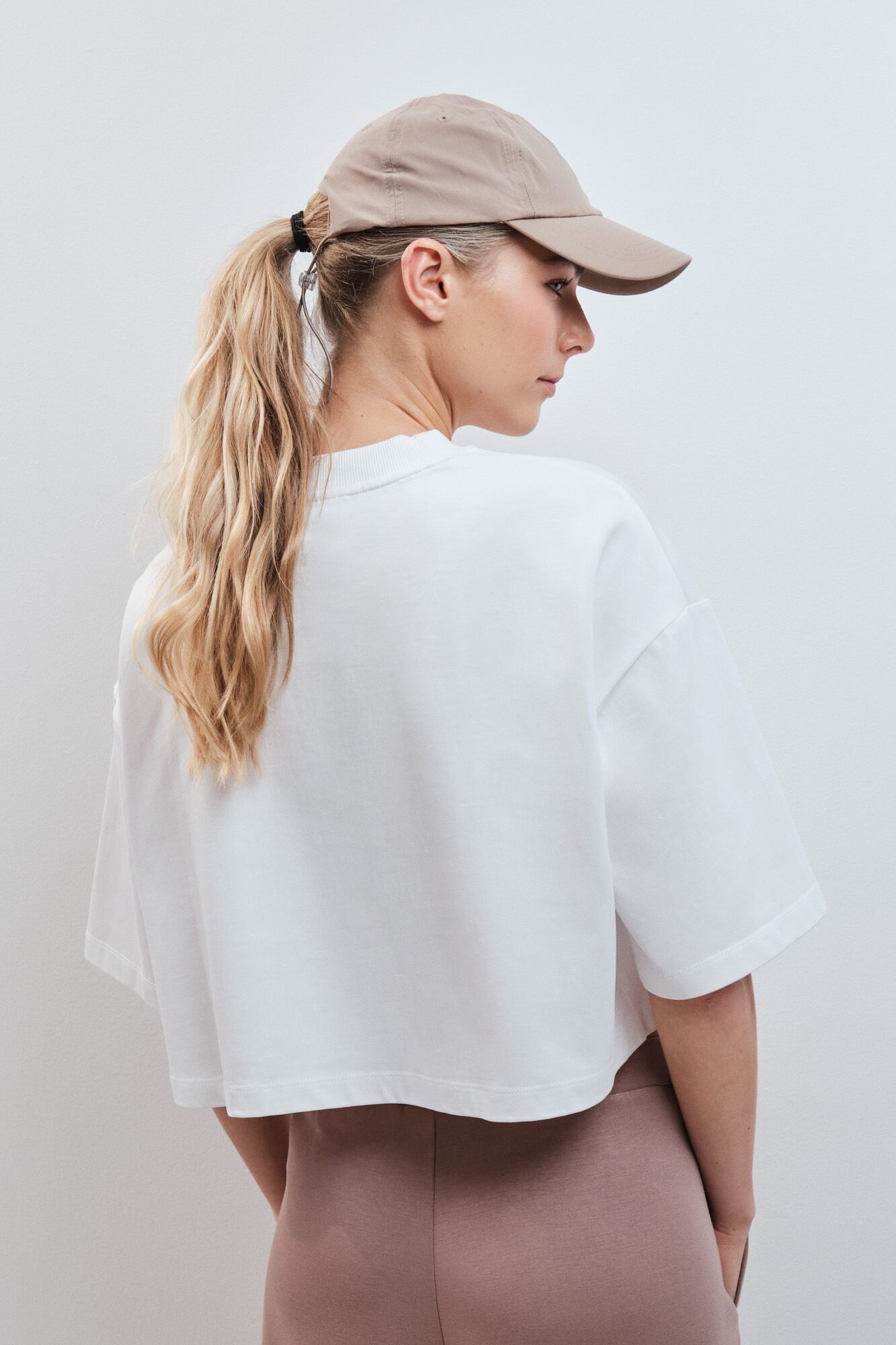 Dash and Stars T-shirt boxy 100% algod&atilde;o branco beige