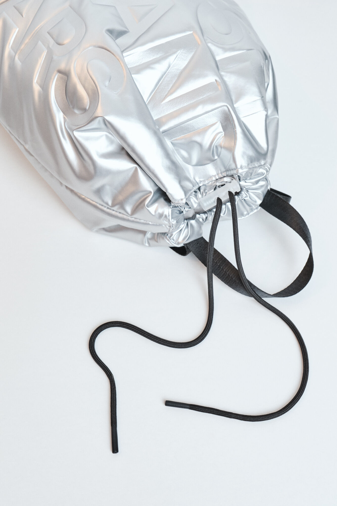 Dash and Stars Mochila metalizada acolchoada cinzento