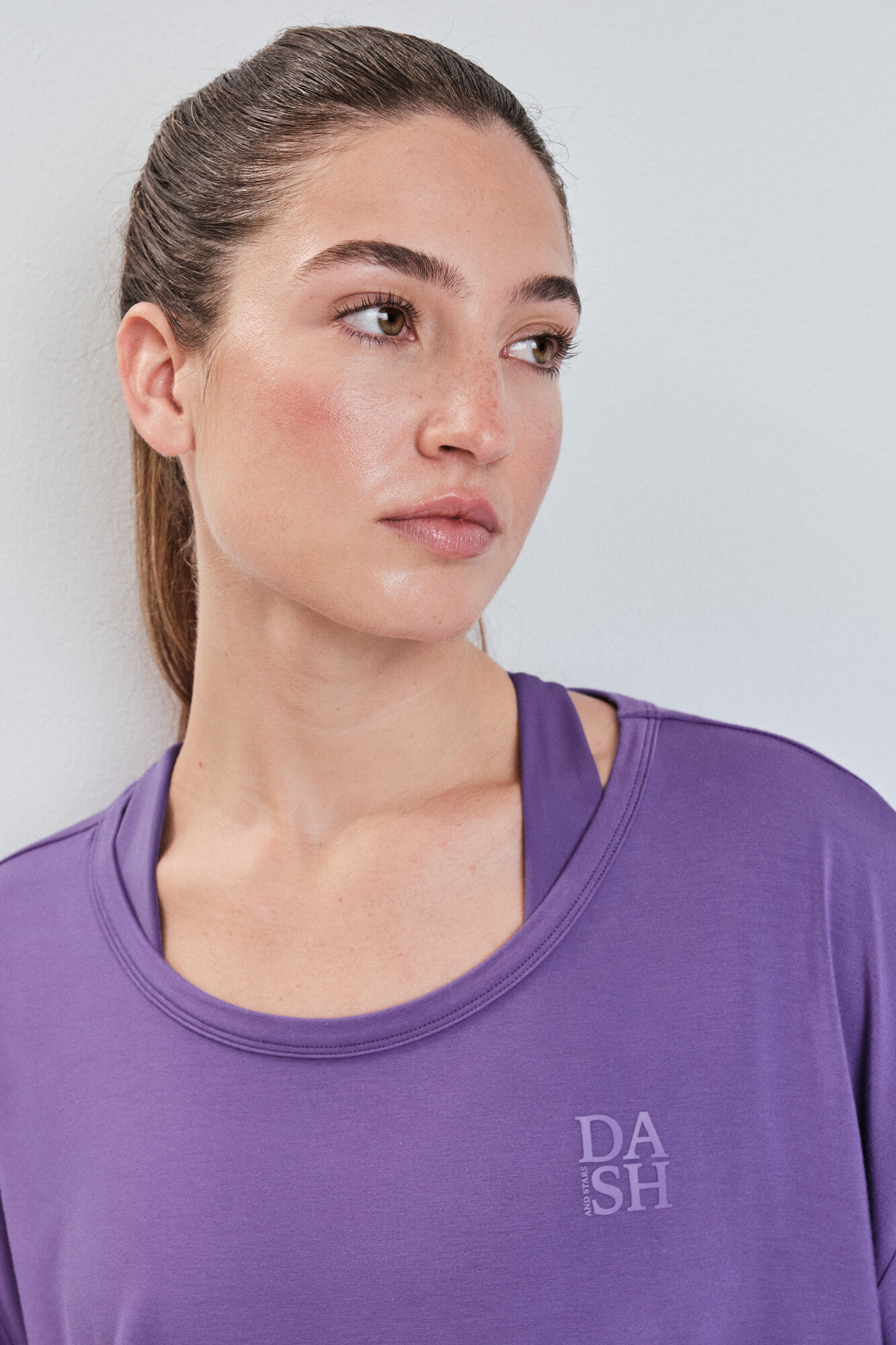 Dash and Stars T-shirt manga curta extrassuave roxa rosa