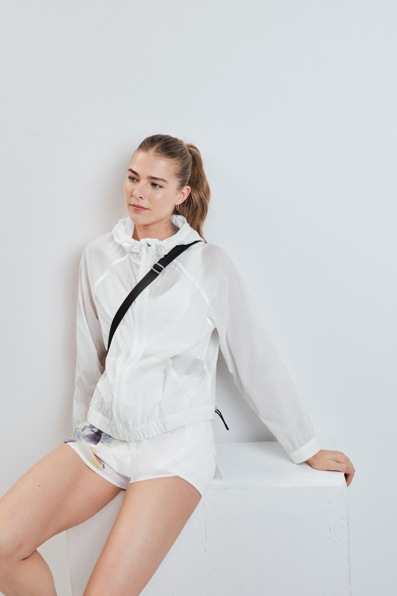 Dash and Stars Casaco corta-vento com capuz branco branco