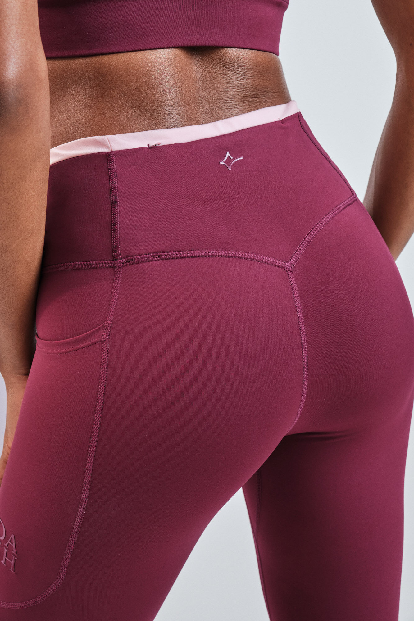 Dash and Stars Legging capri 4D STRETCH bordeaux