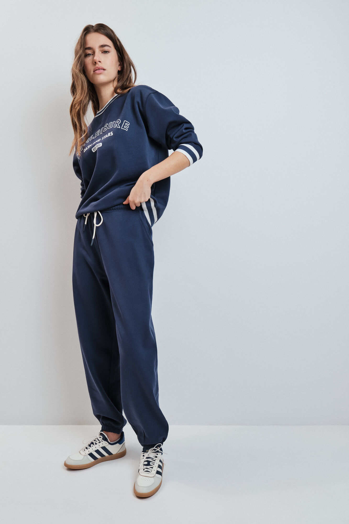 Dash and Stars Sweatshirt college em molet&atilde;o azul azul