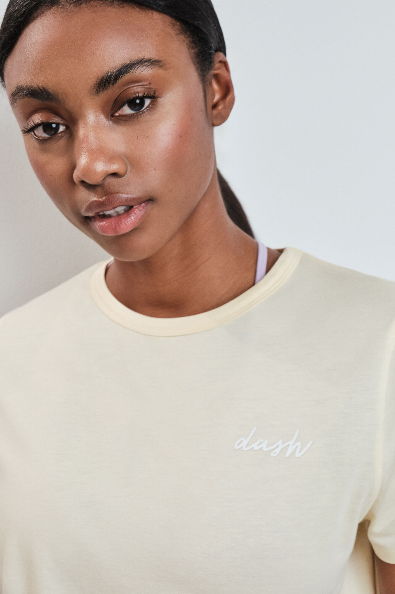 Dash and Stars T-shirt de manga curta extrassuave amarela impress&atilde;o