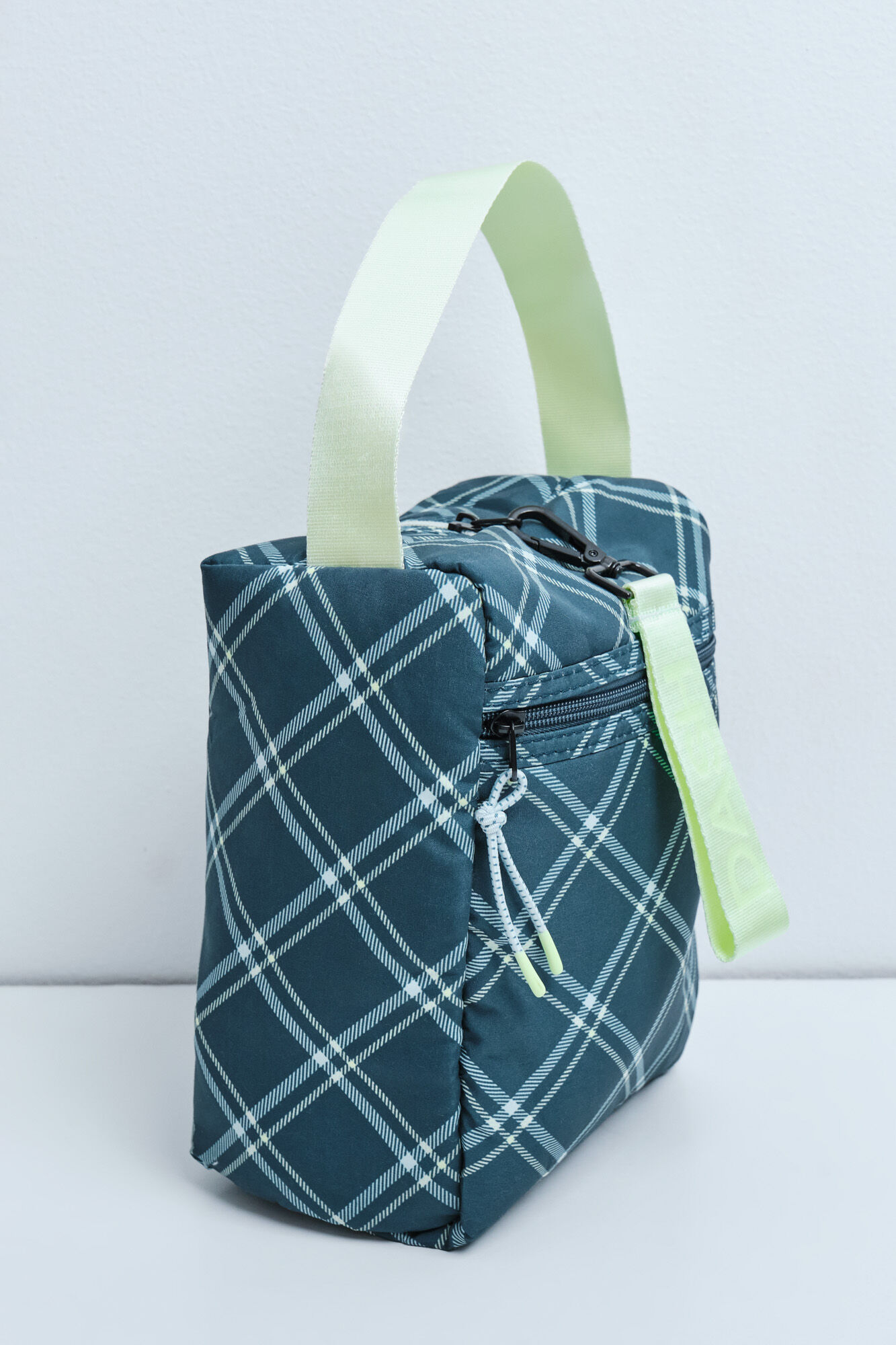 Dash and Stars N&eacute;cessaire estampado aos quadrados verdes verde