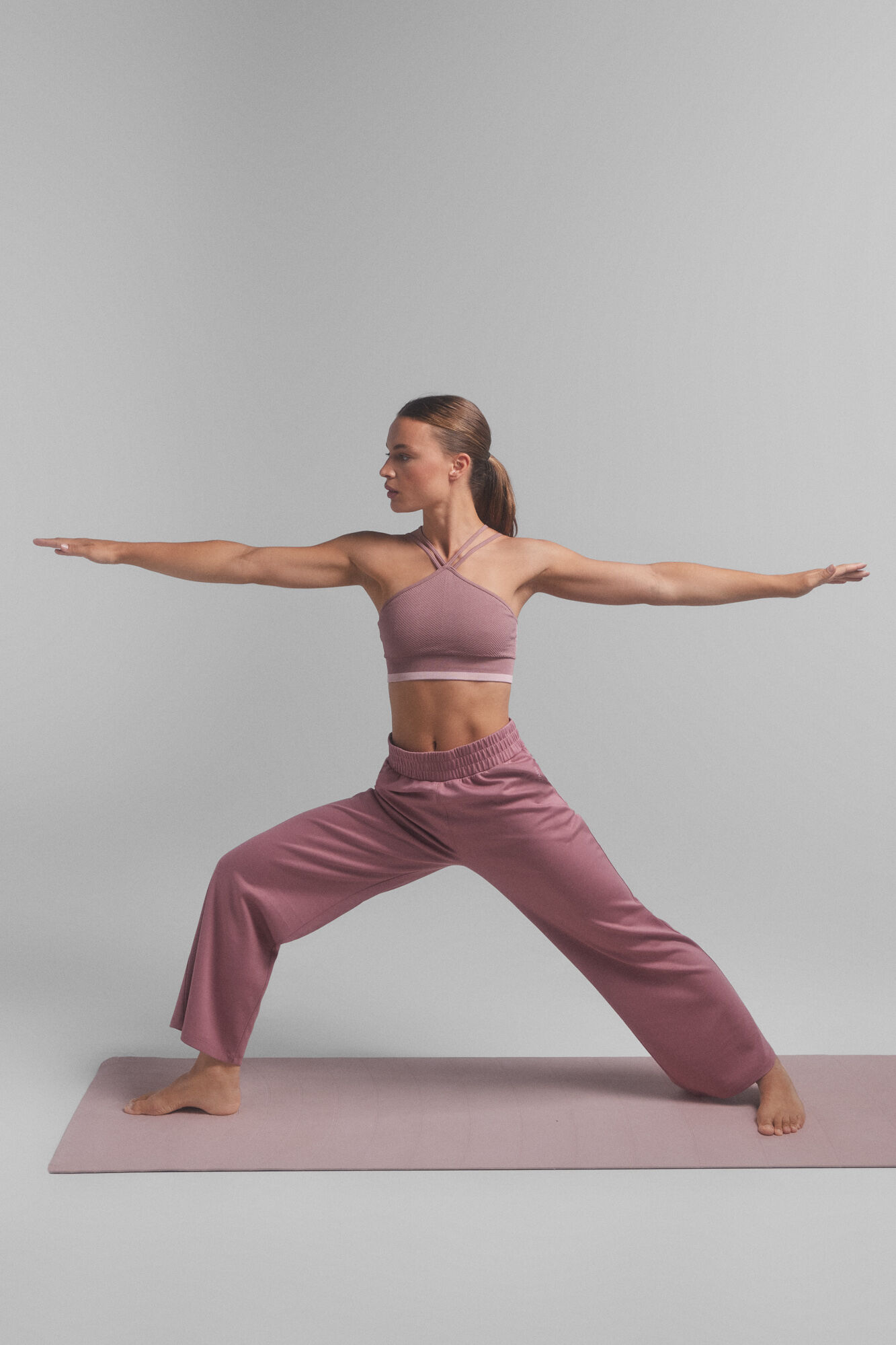 Dash and Stars Cal&ccedil;a jogger rosa suave.  rosa