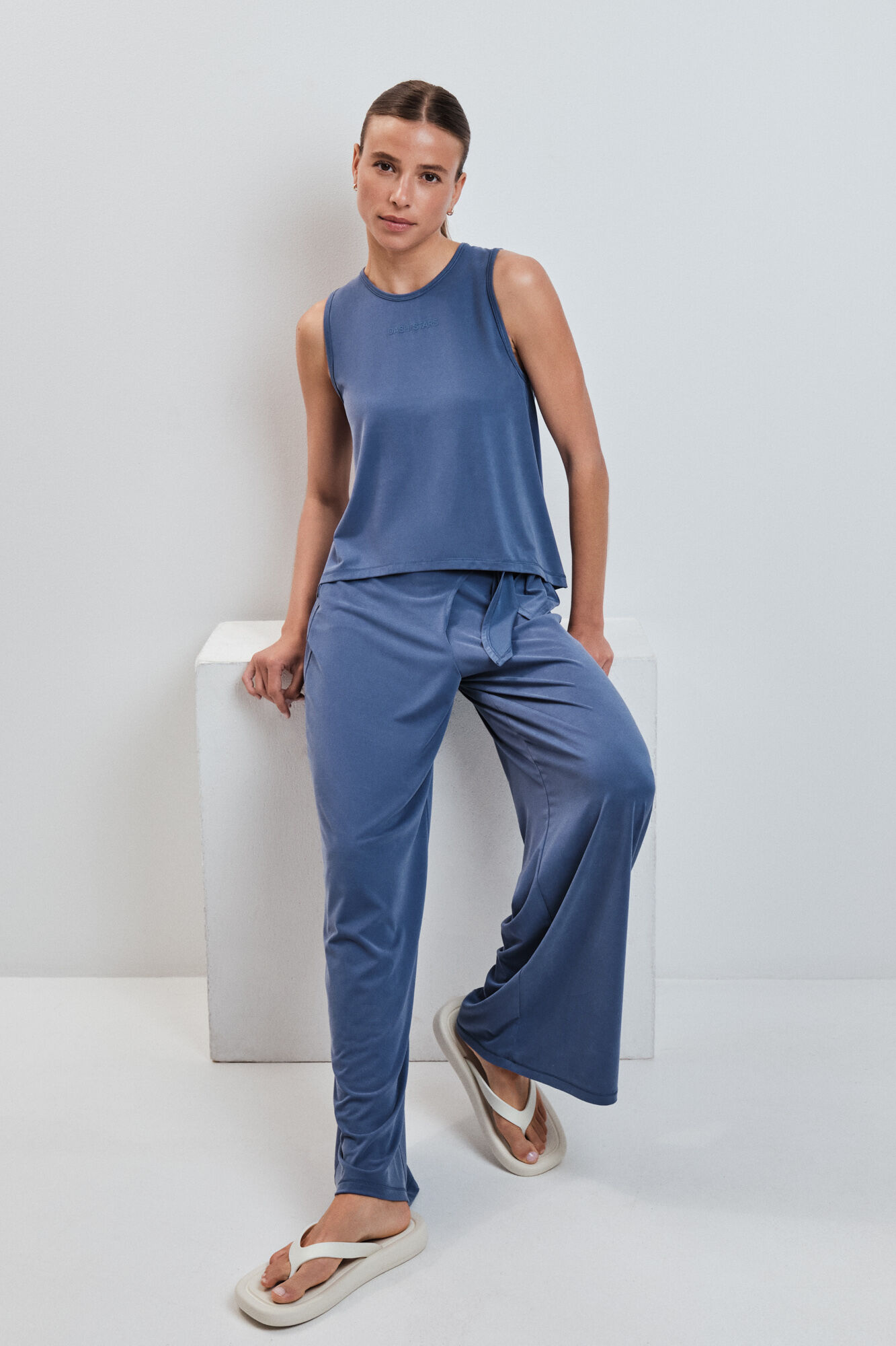 Dash and Stars T-shirt sem mangas soft touch azul azul