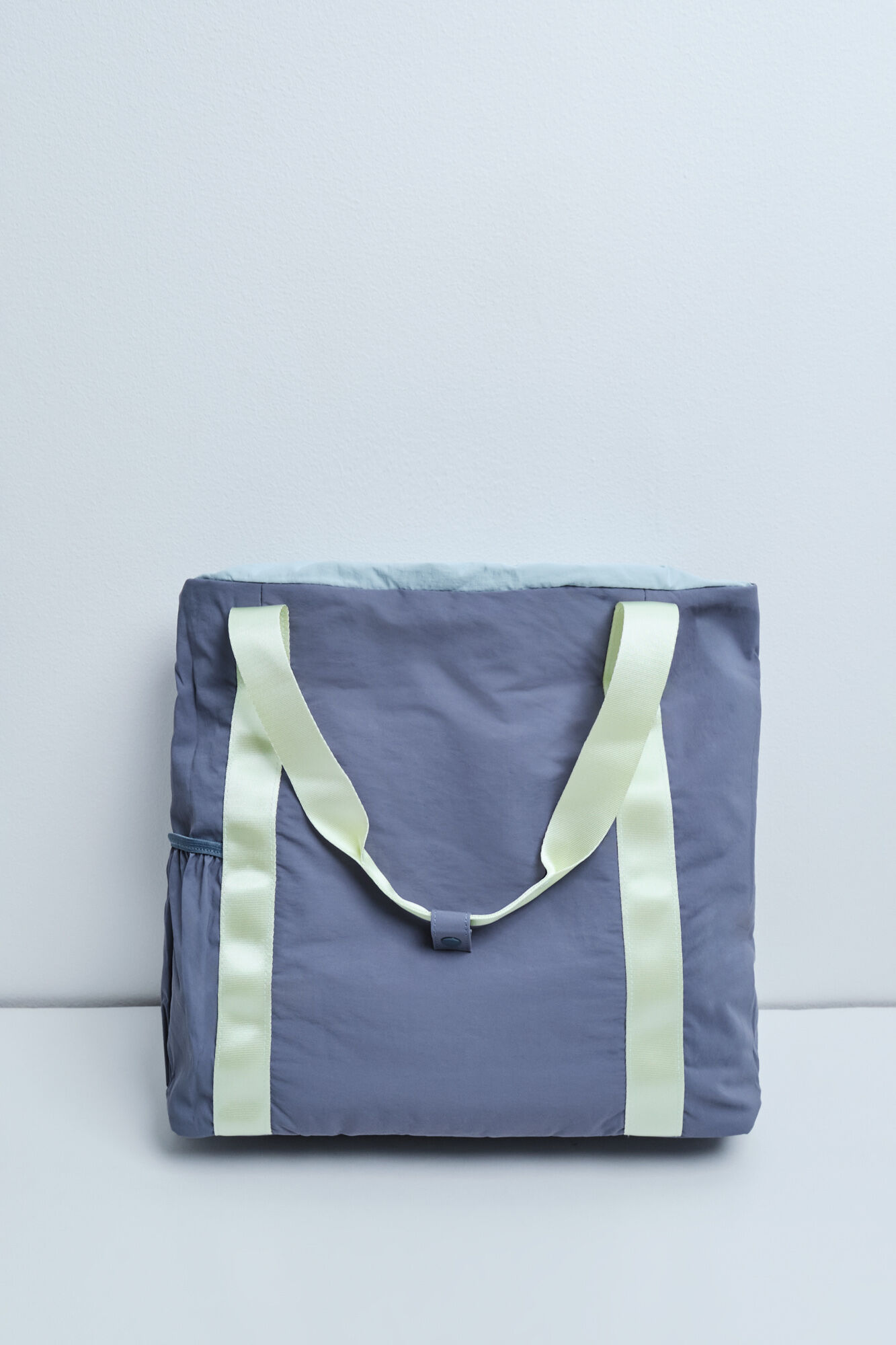 Dash and Stars Mala tote em nylon color block