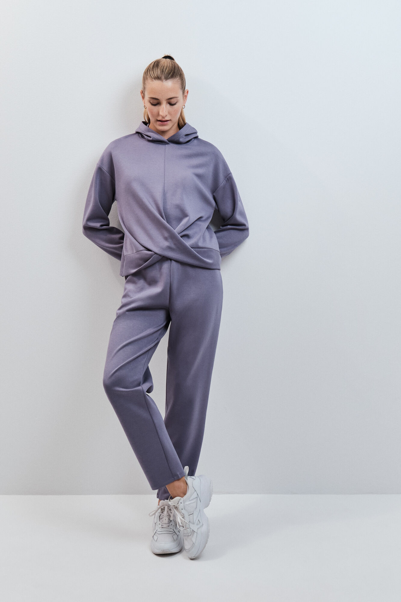 Dash and Stars Sweatshirt com capuz soft touch azul azul