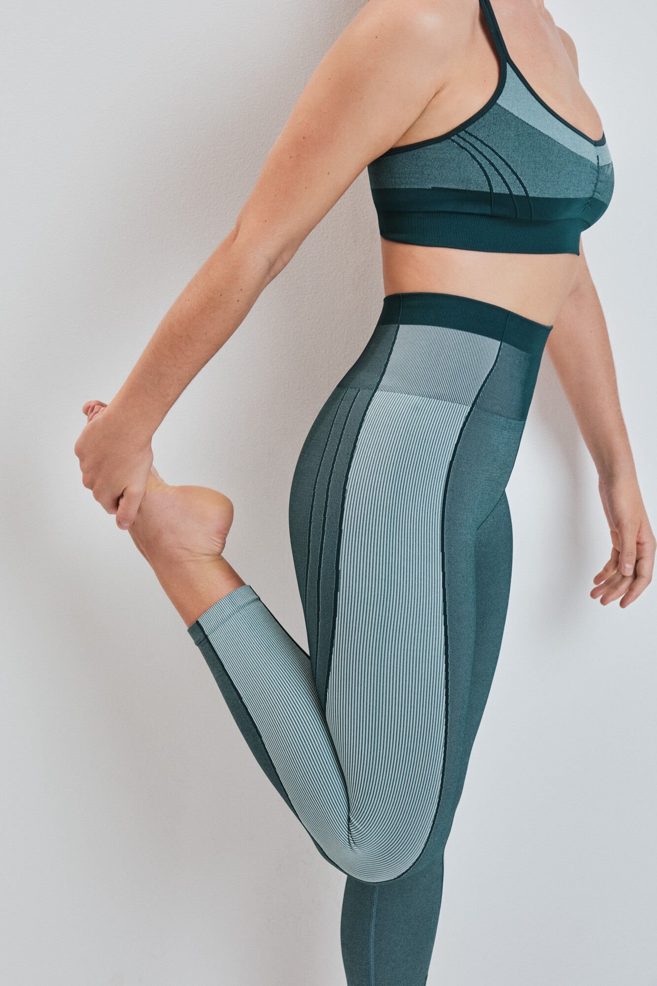 Dash and Stars Legging SEAMLESS COMFORT curta verde verde