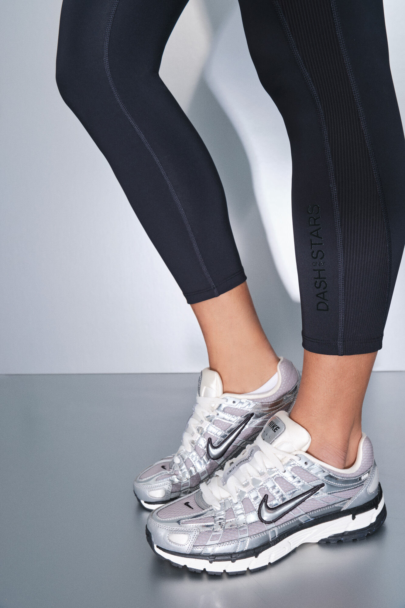 Dash and Stars Leggings 4D STRETCH crop negro negro