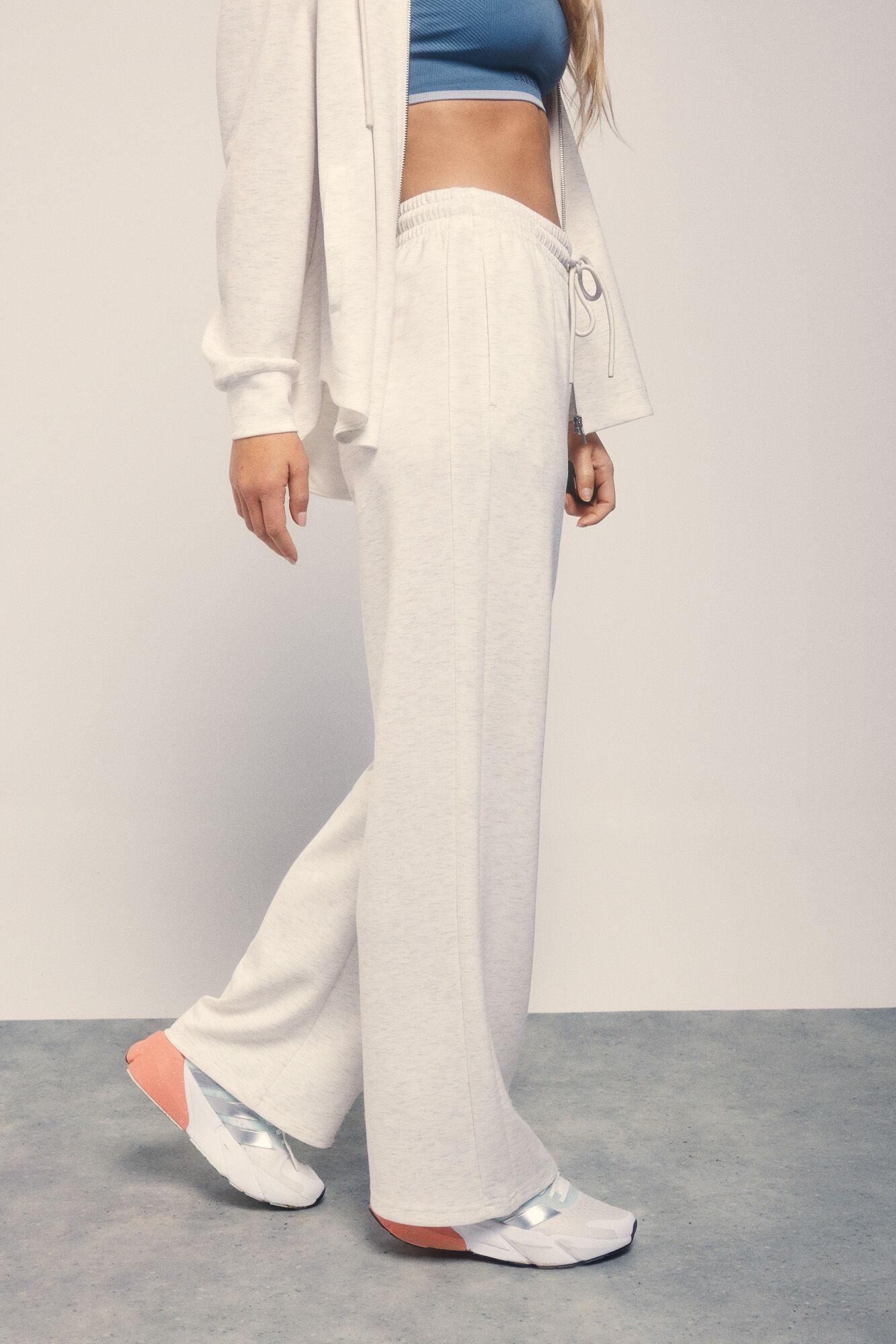 Dash and Stars Cal&ccedil;a larga reta cinza soft touch