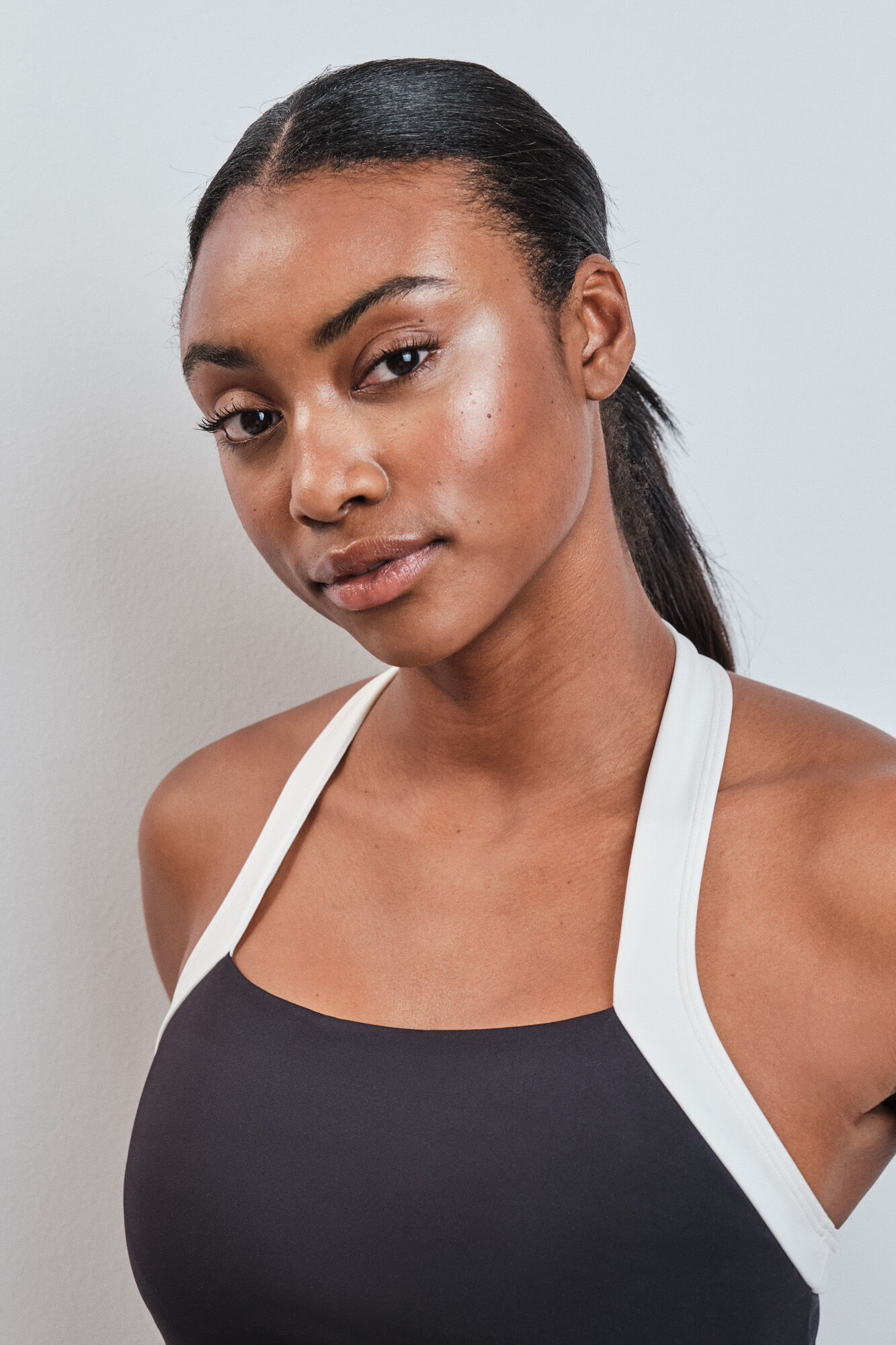 Dash and Stars Top desportivo halter 4D Stretch contraste preto preto