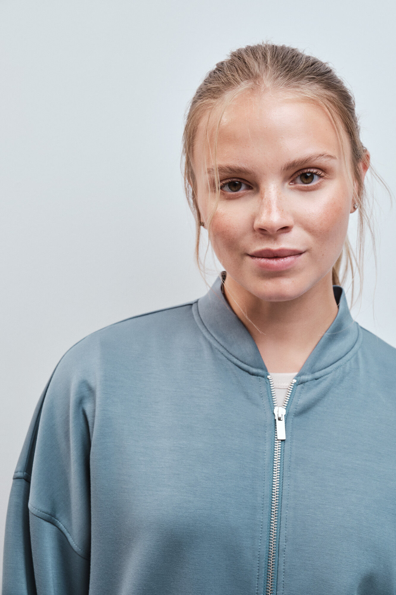 Dash and Stars Chaqueta bomber tacto suave verde
