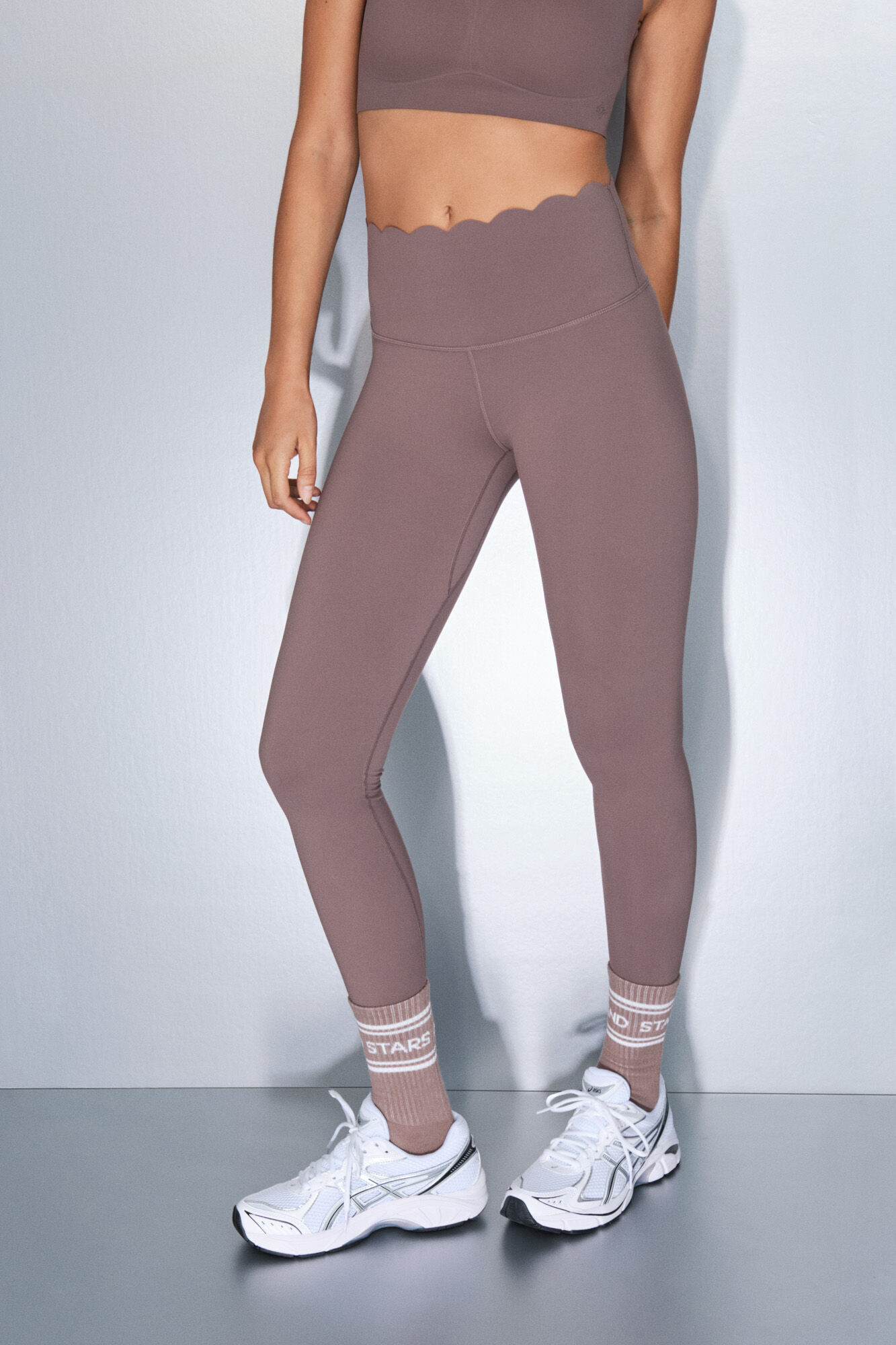 Dash and Stars Leggings longas de compress&atilde;o marrom