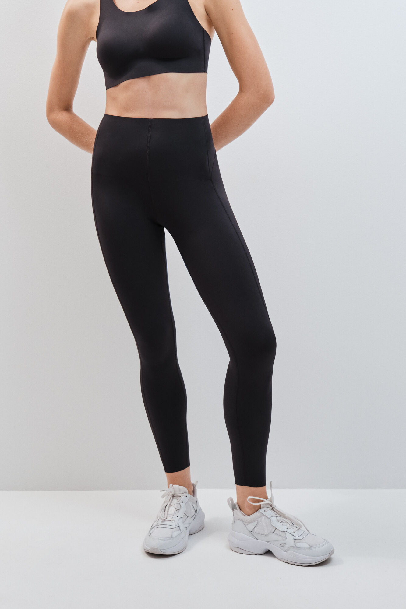 Dash and Stars Leggings COMPRESSIVE comprido preto preto
