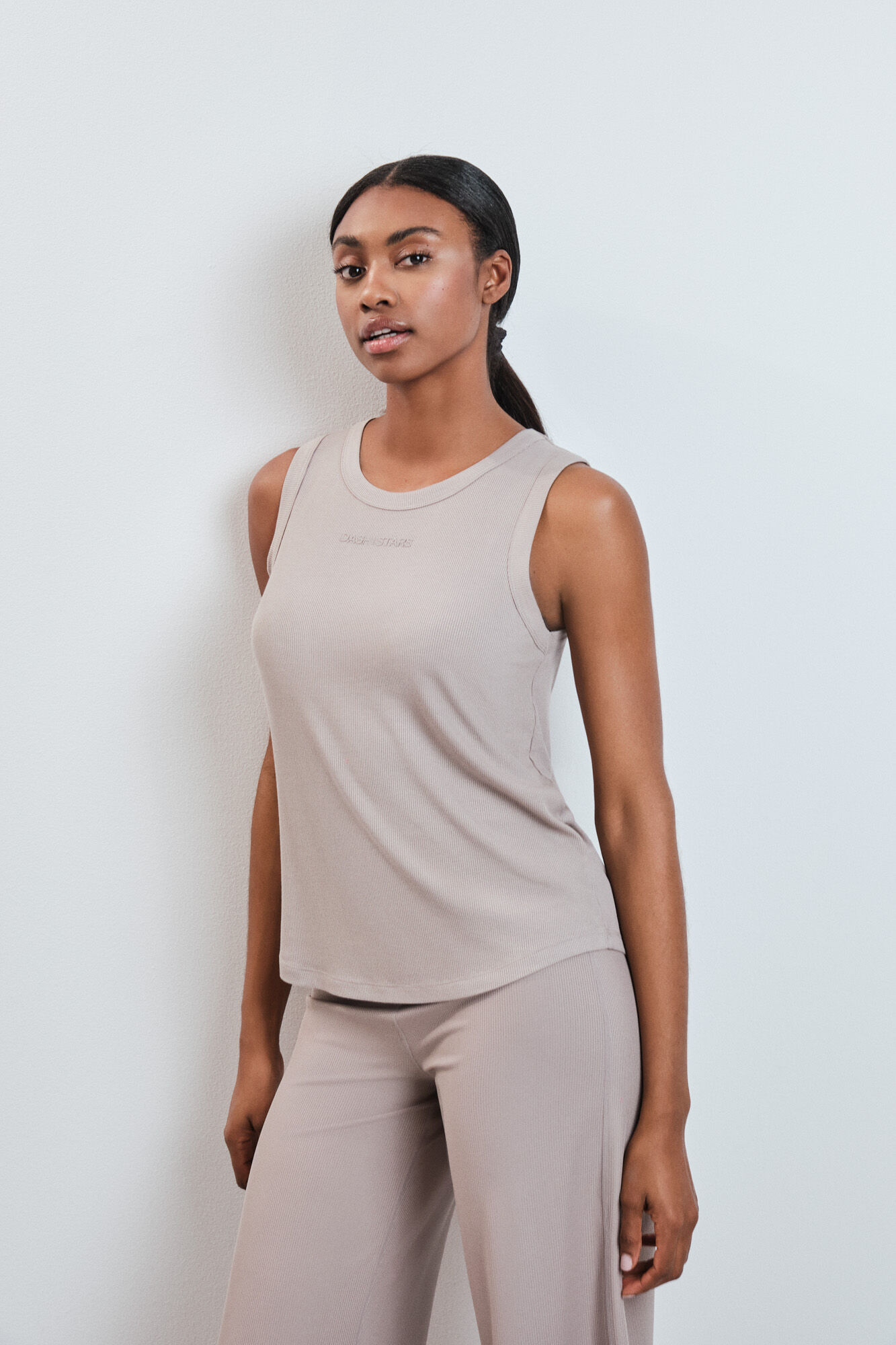 Dash and Stars T-shirt de al&ccedil;as canelada bege cru