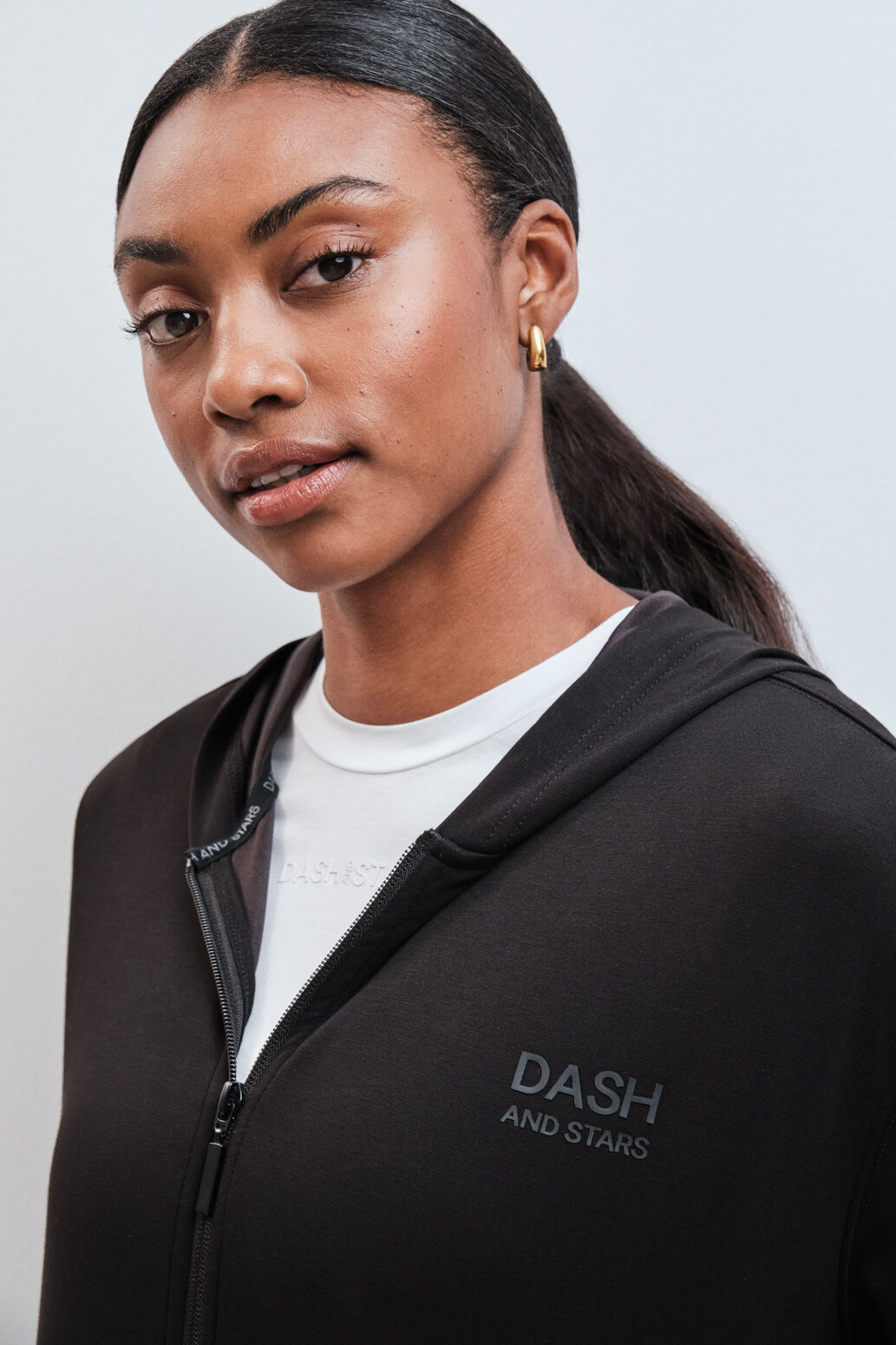 Dash and Stars Sweatshirt com capuz soft touch preto