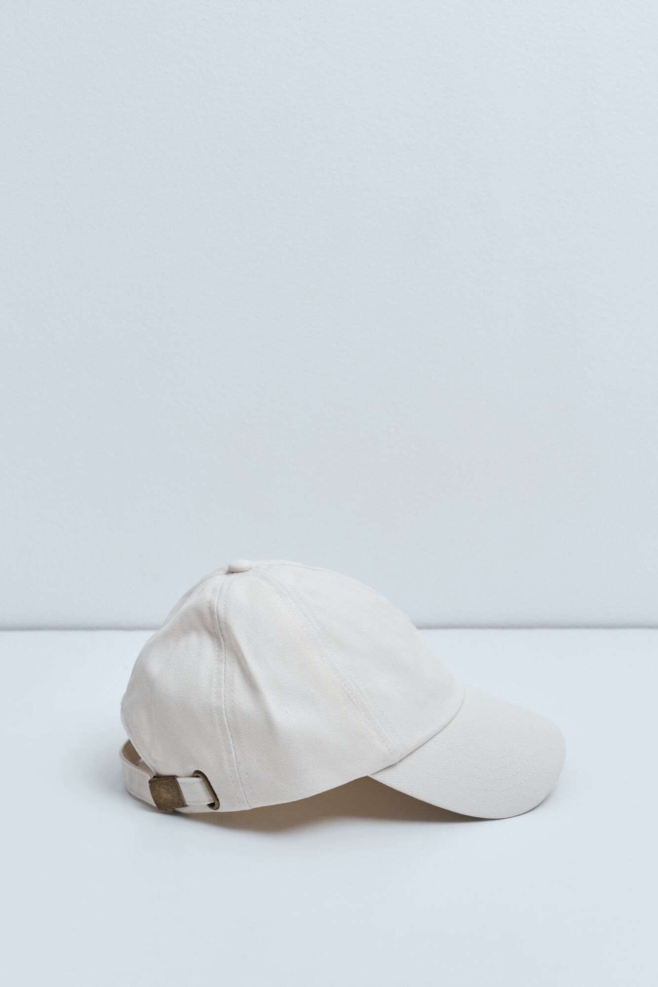 Dash and Stars Bon&eacute; desportivo bege logo beige