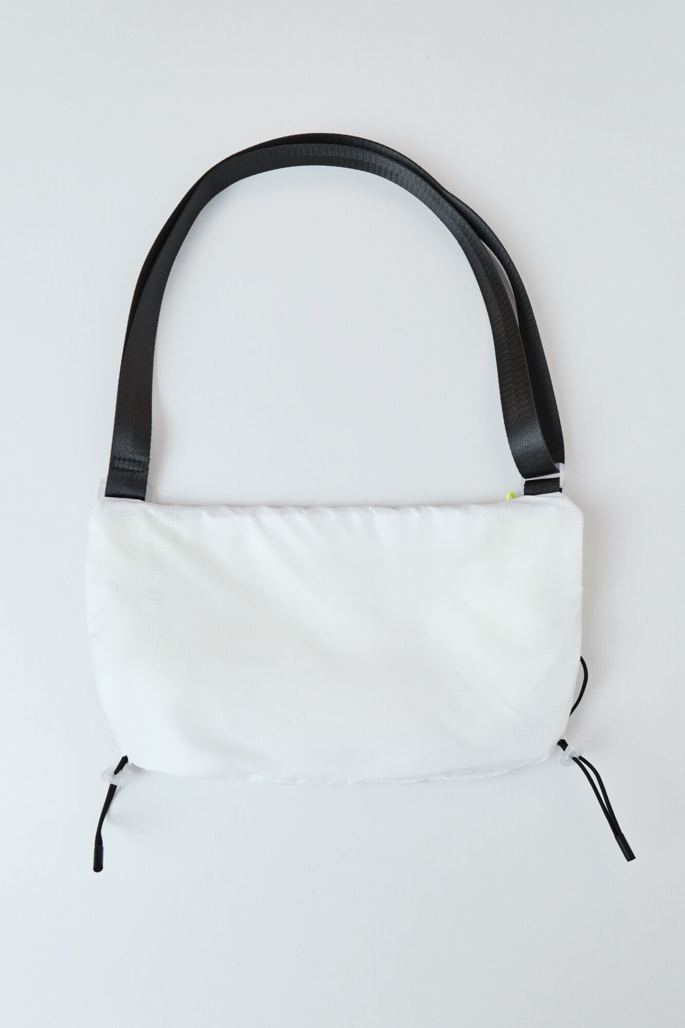 Dash and Stars Mala a tiracolo t&eacute;cnica branca beige