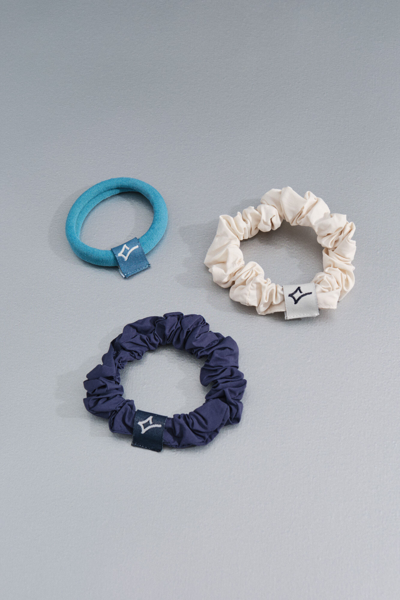 Dash and Stars Pacote com 3 faixas de cabelo branco