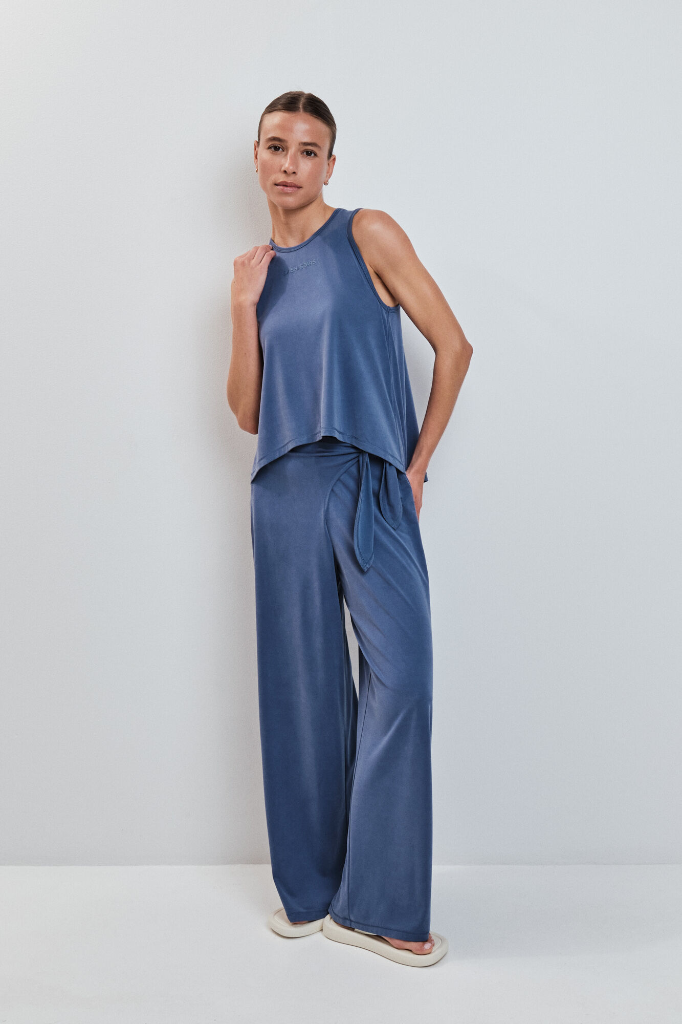 Dash and Stars T-shirt sem mangas soft touch azul azul