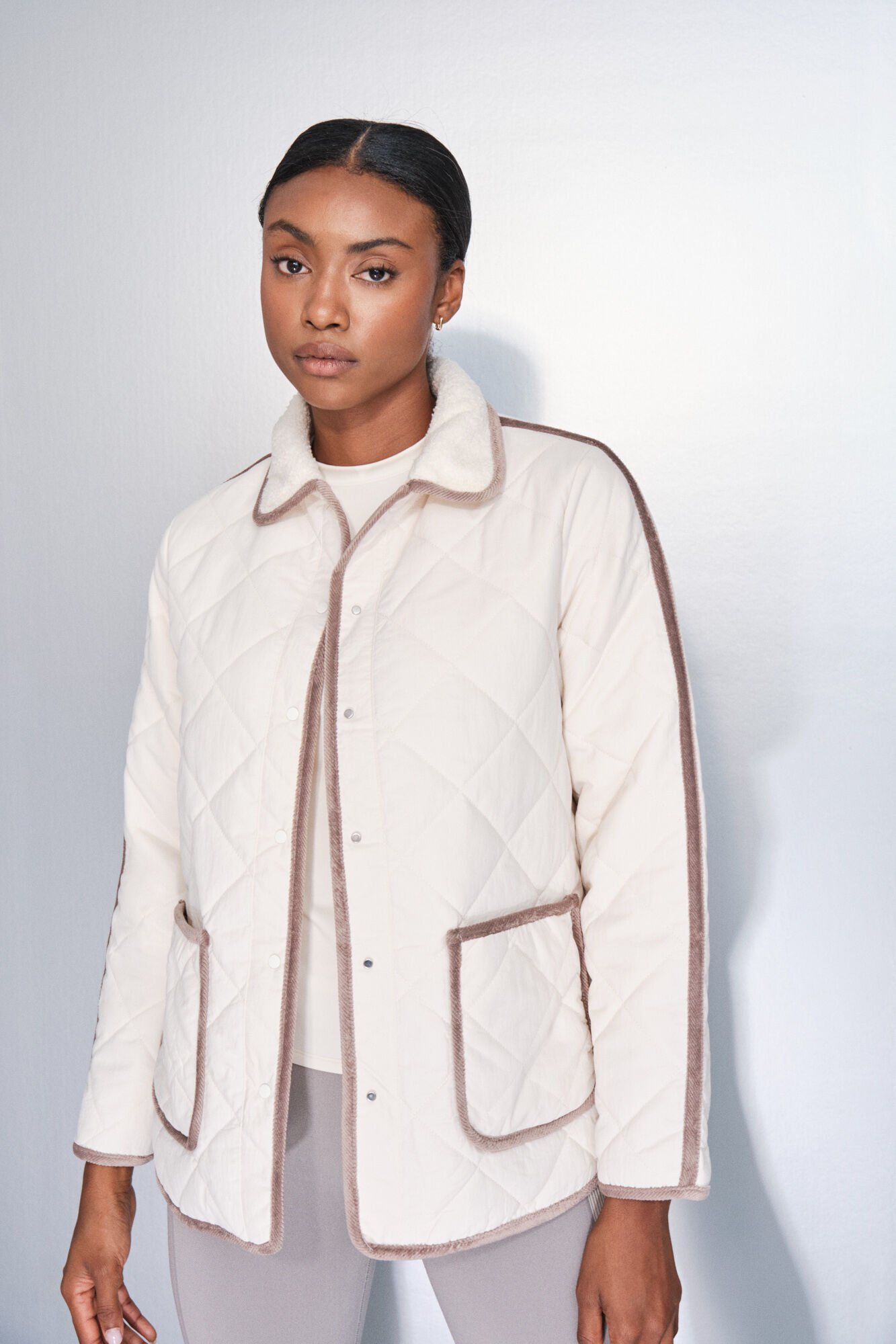 Dash and Stars Chaqueta acolchada rombos beige beige