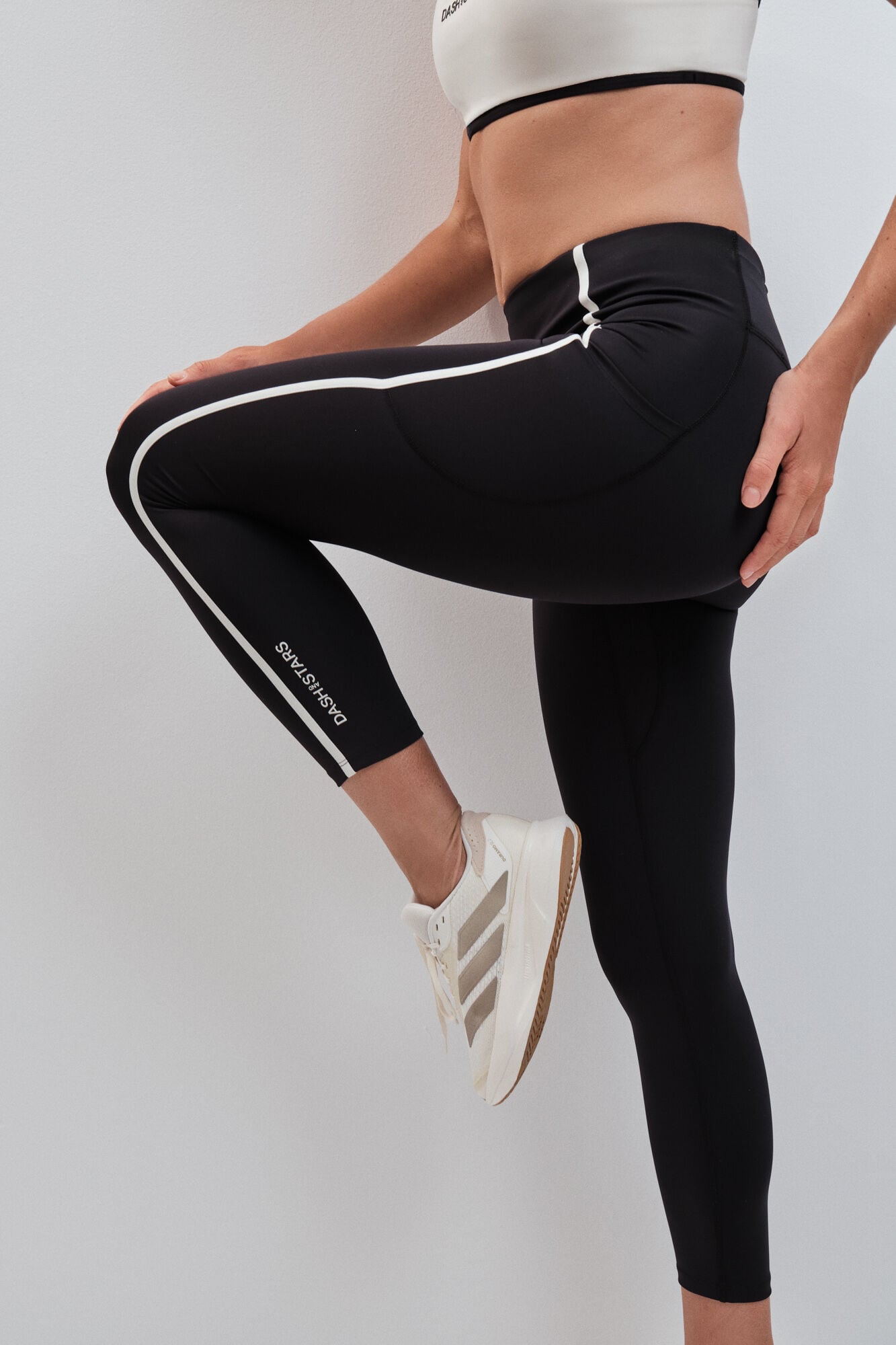 Dash and Stars Leggings crop 4D STRETCH negro