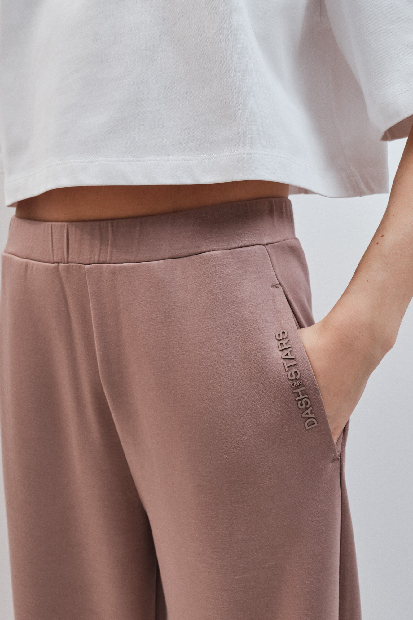 Dash and Stars Cal&ccedil;a comprida larga marrom
