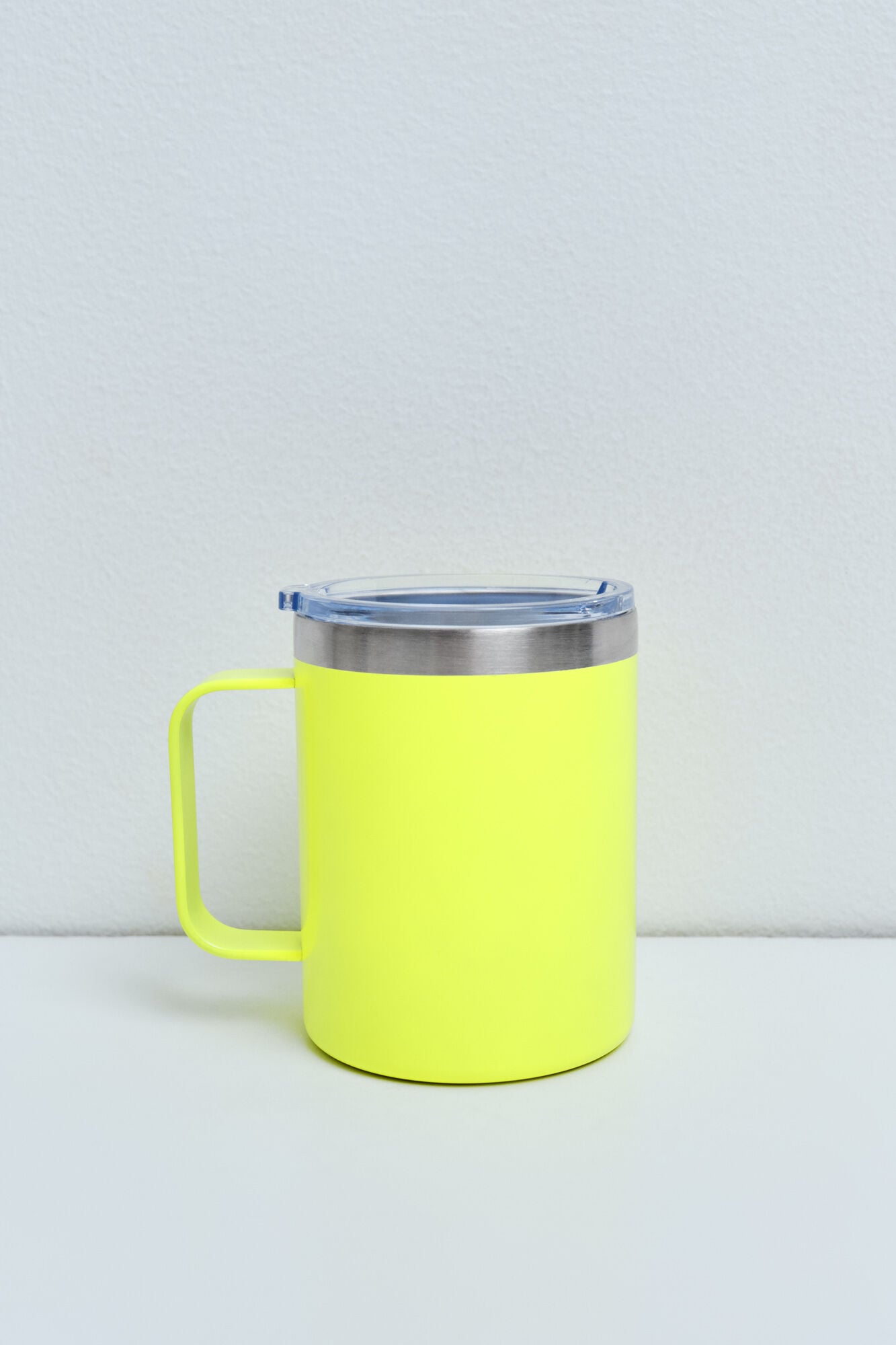 0 Caneca met&aacute;lica amarela impress&atilde;o