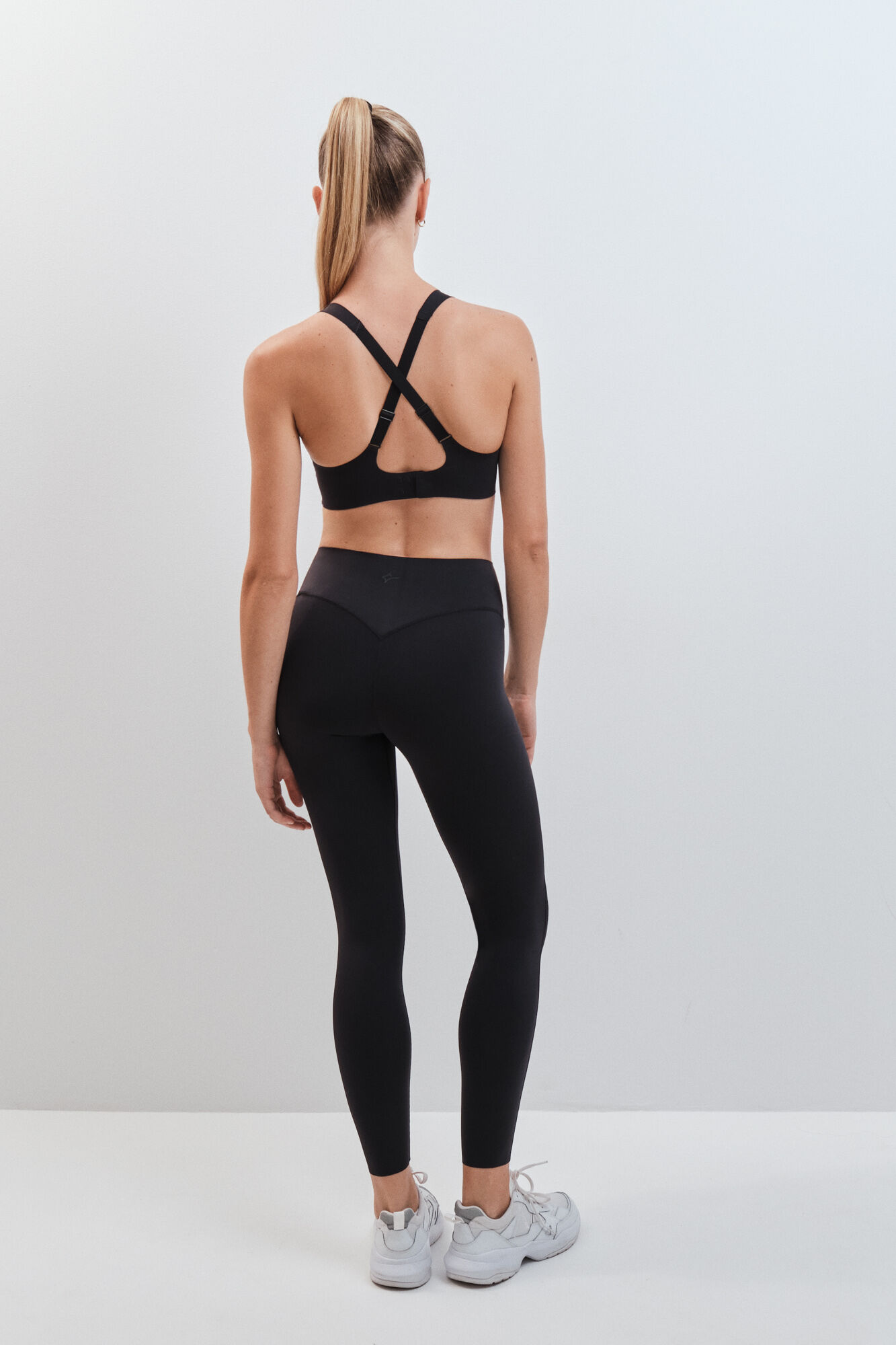 Dash and Stars Leggings COMPRESSIVE comprido preto preto