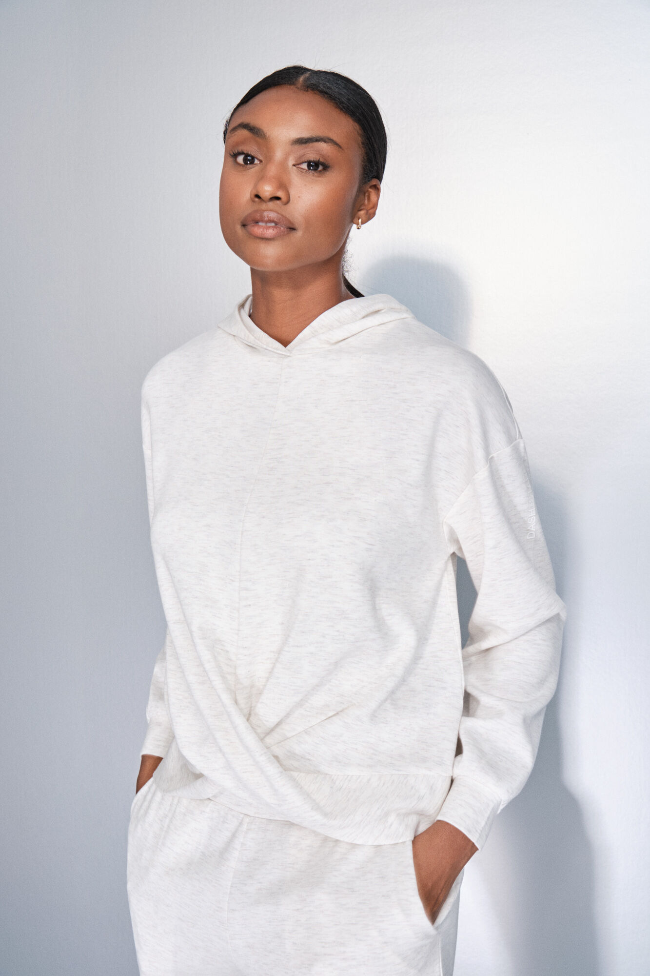 Dash and Stars Sweatshirt branco drapeado