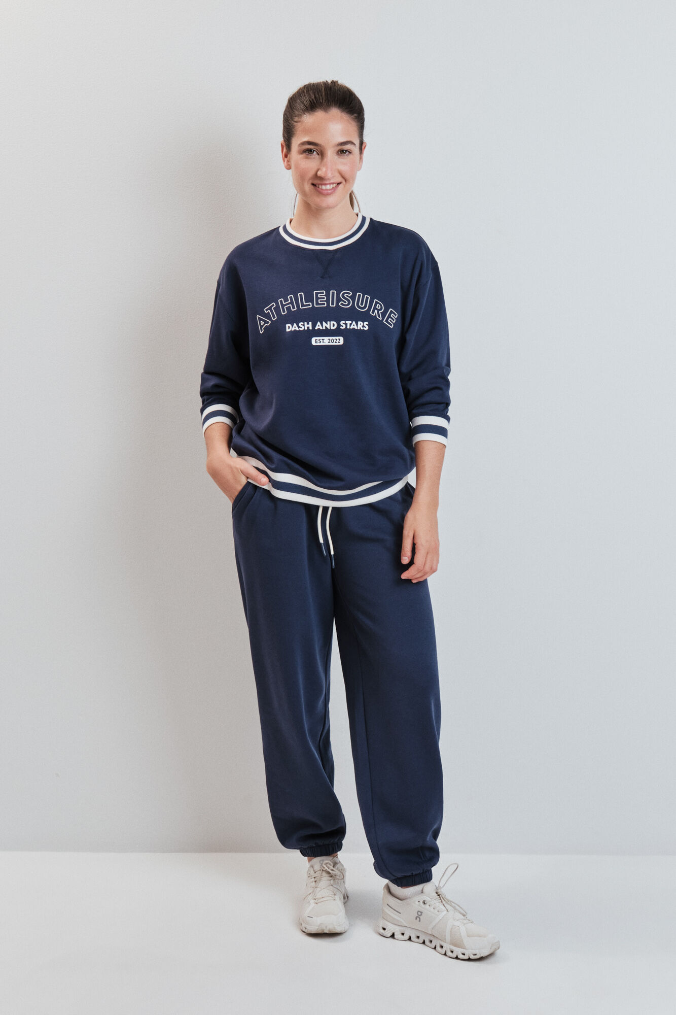 Dash and Stars Sweatshirt college em molet&atilde;o azul azul