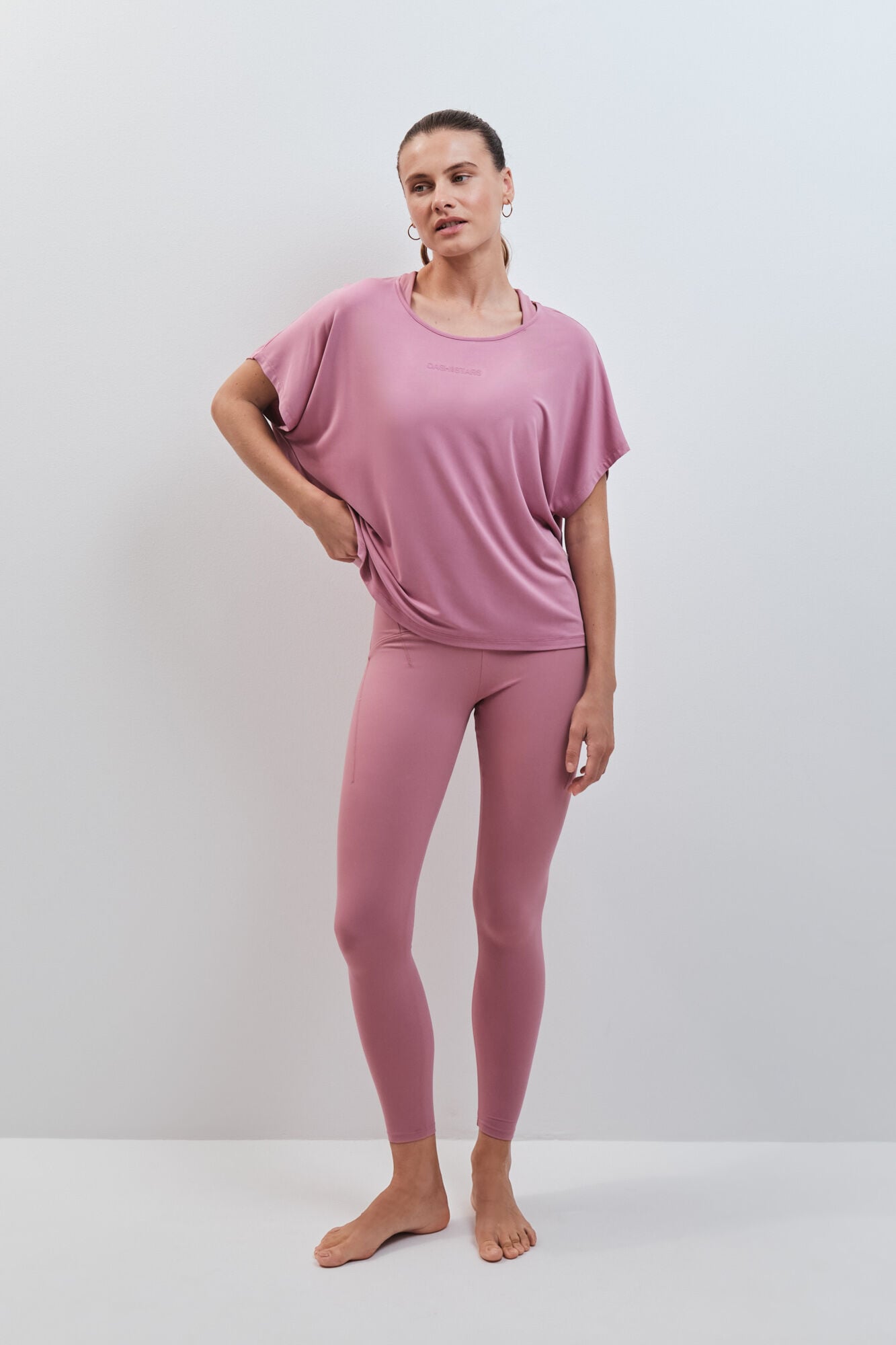 Dash and Stars T-shirt de manga curta em modal rosa rosa